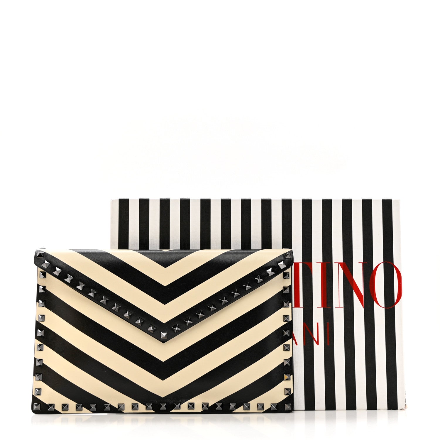 Valentino Garavani Vitello Chevron Rockstud Rolling Envelope Clutch Light Ivory Black 7 of 7