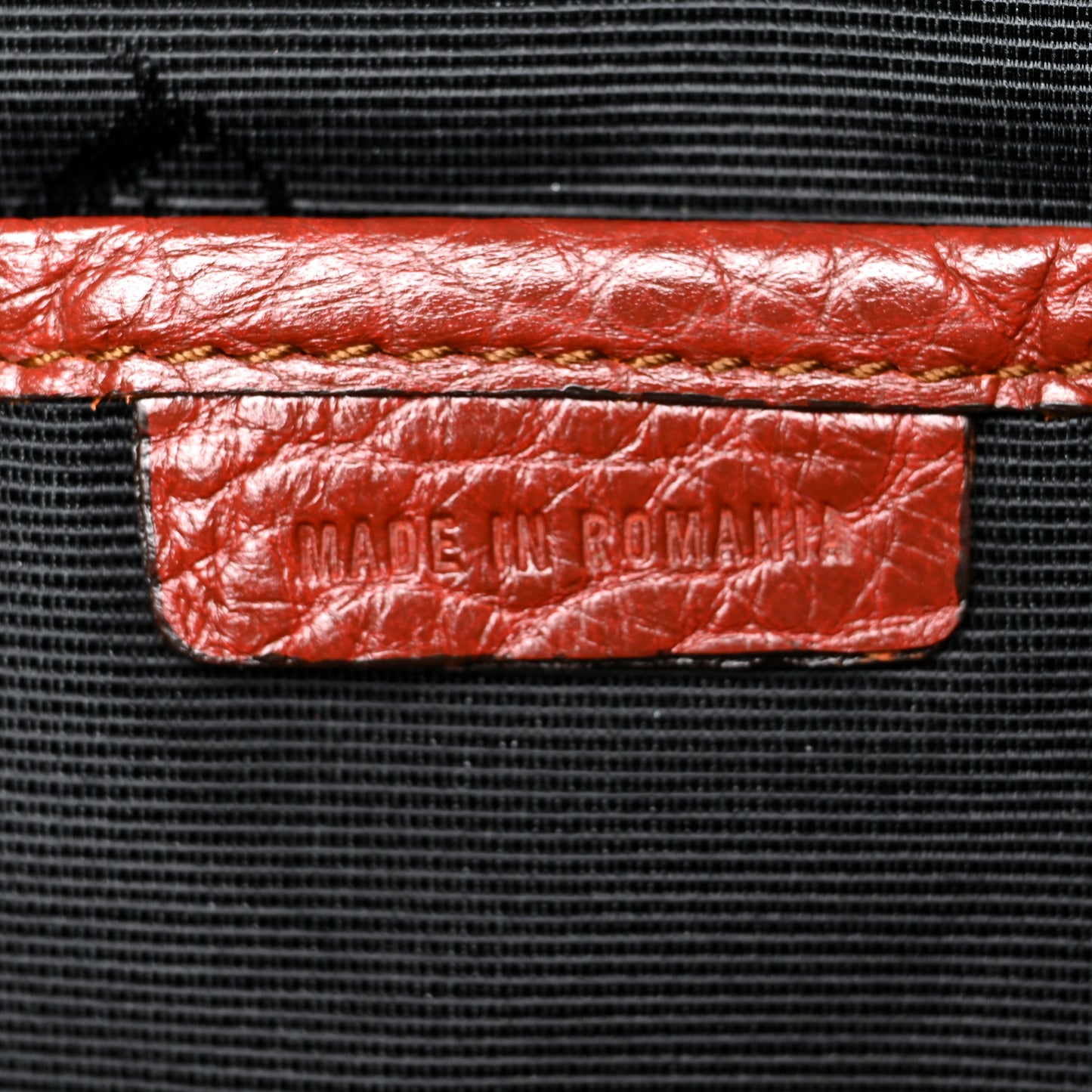 Heritage Grain Large Orchard Bowling Bag Red