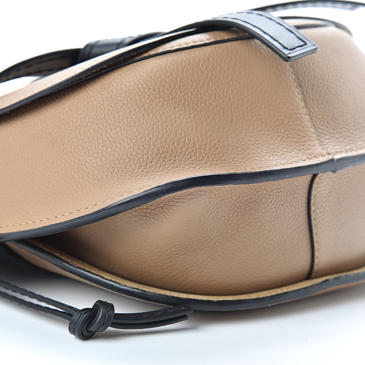 Loewe Grained Calfskin Small Gate Crossbody Bag Mocca Black 8 of 9
