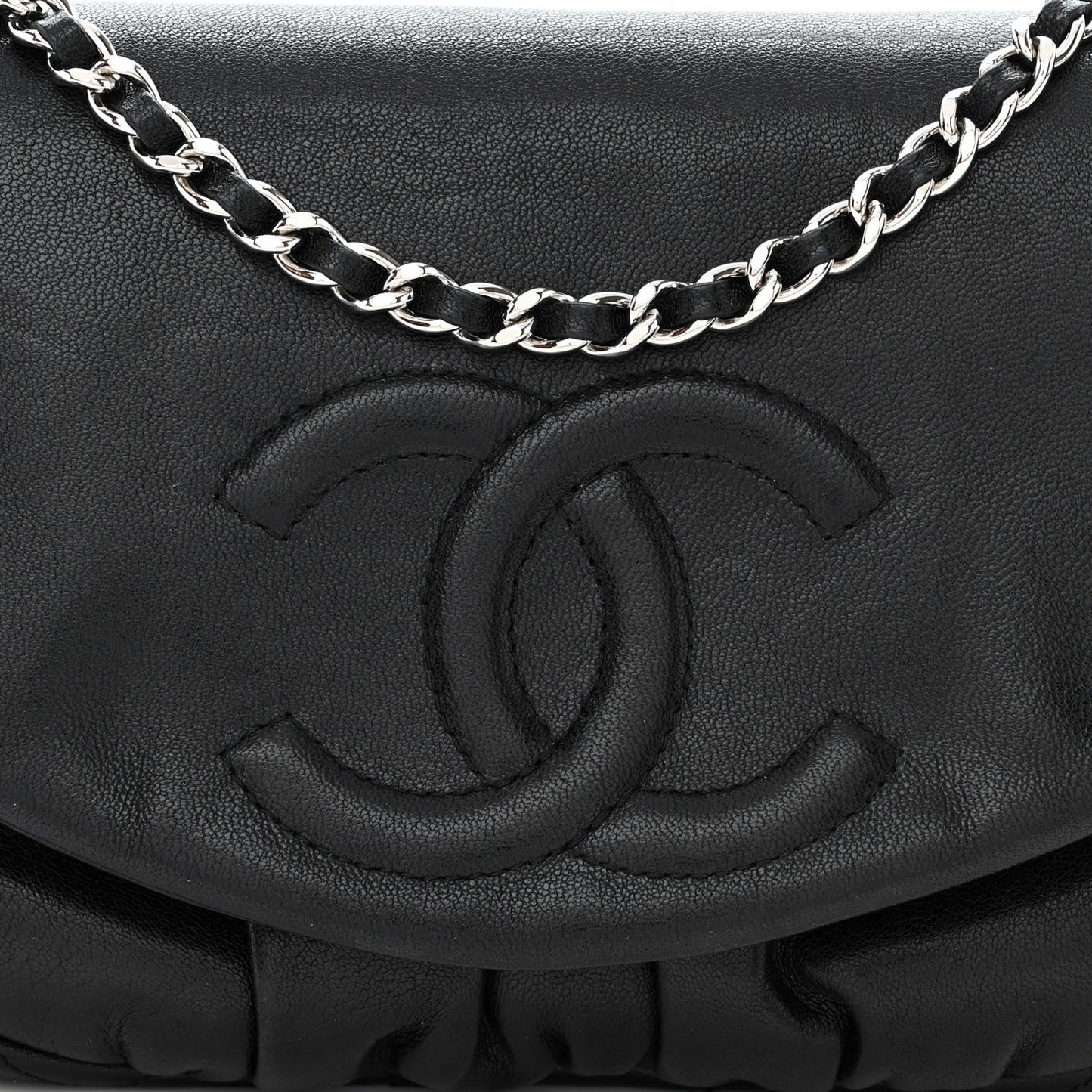 Lambskin Half Moon Wallet On Chain WOC Black
