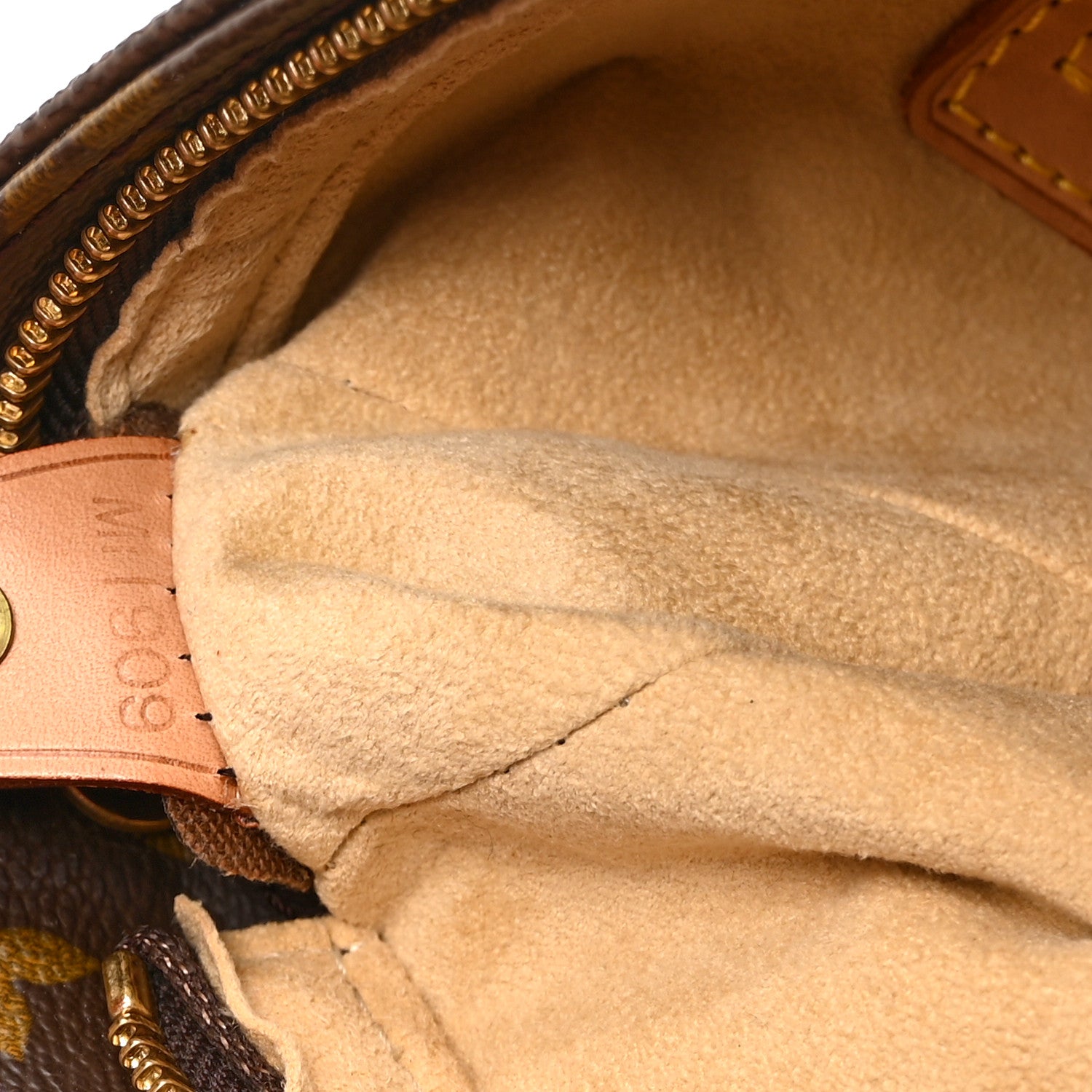 Louis Vuitton Monogram Looping GM 7 of 11
