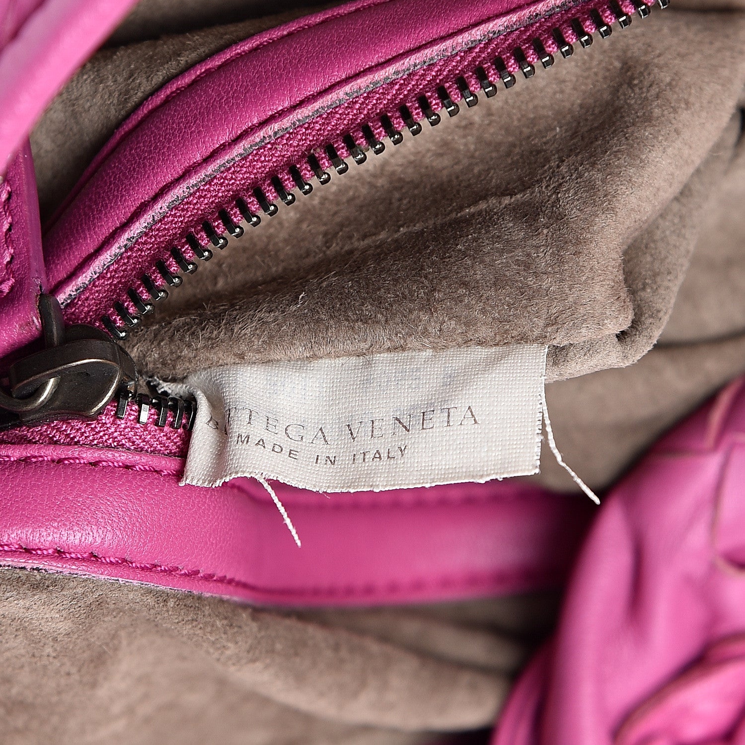 Bottega Veneta Nappa Intrecciato Medium Veneta Hobo Ametiste 6 of 11