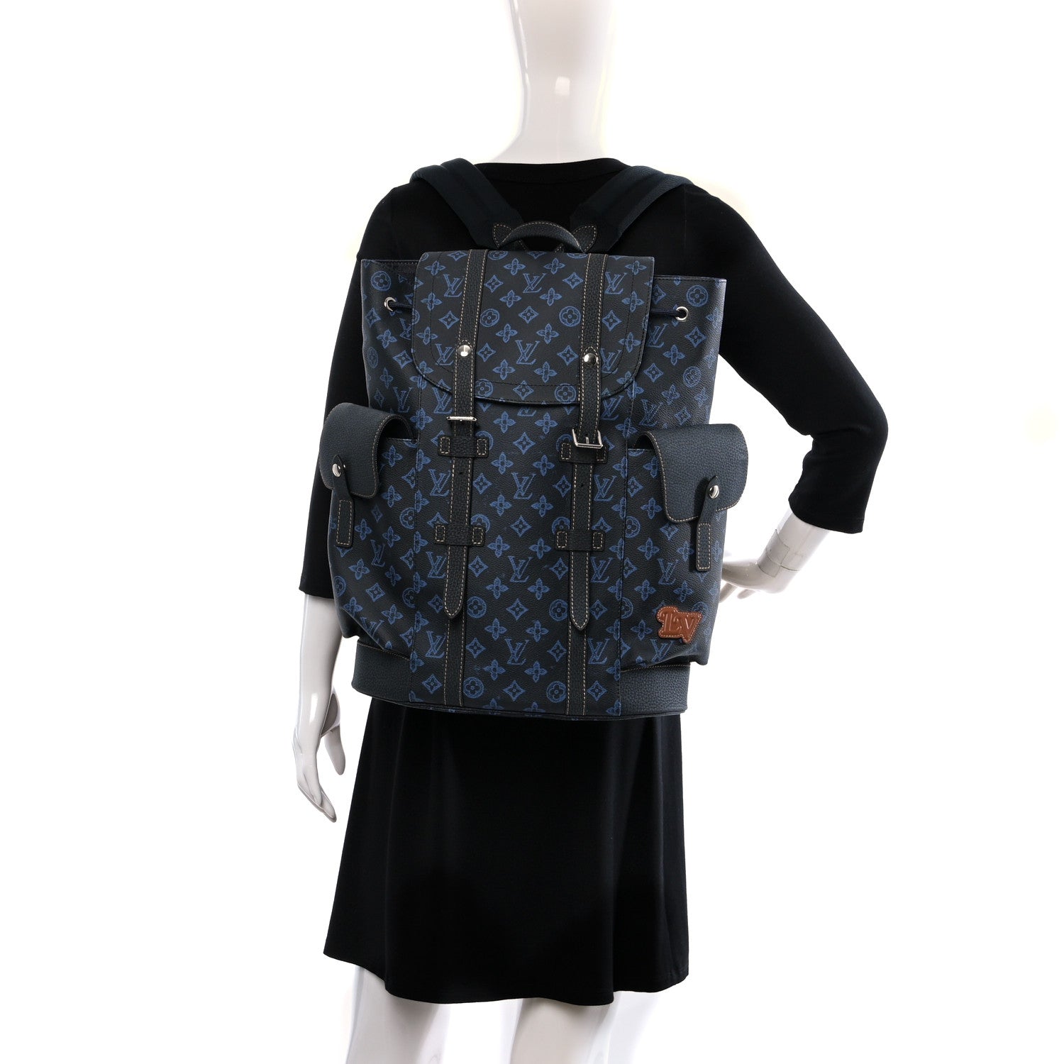 Louis Vuitton Monogram LV Record Christopher MM Backpack Blue 1334057 –  FASHIONPHILE