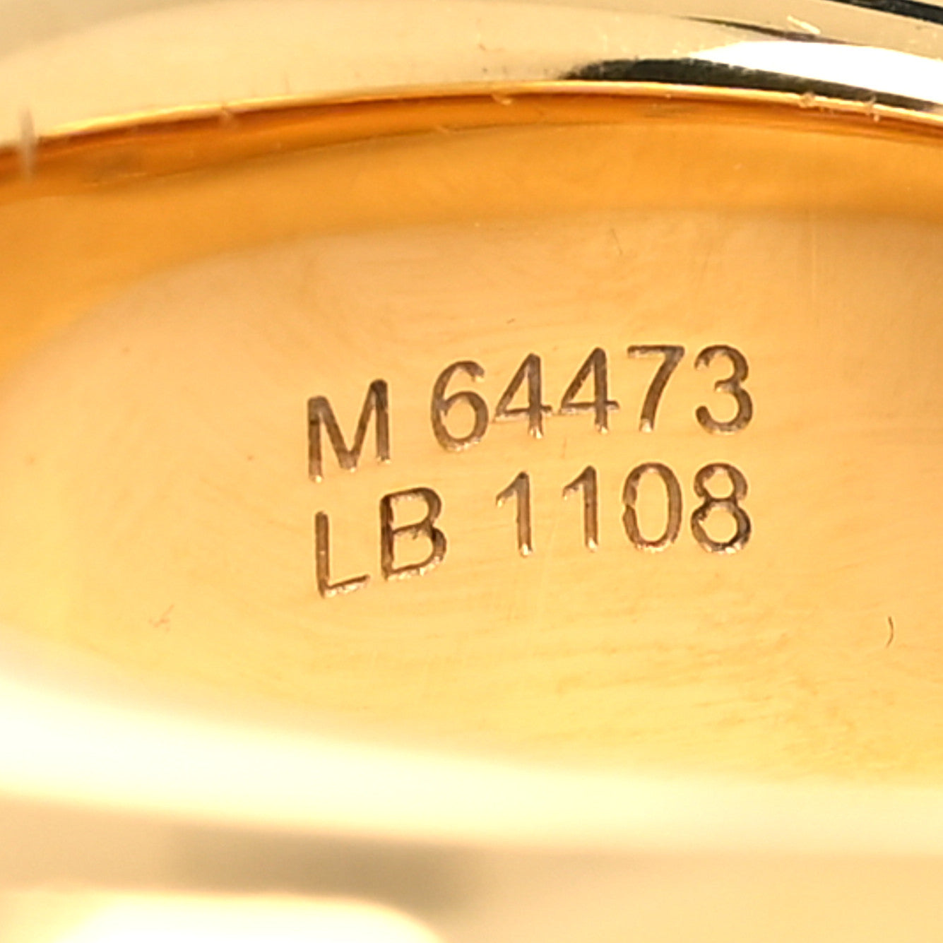 Monogram Ring M Gold