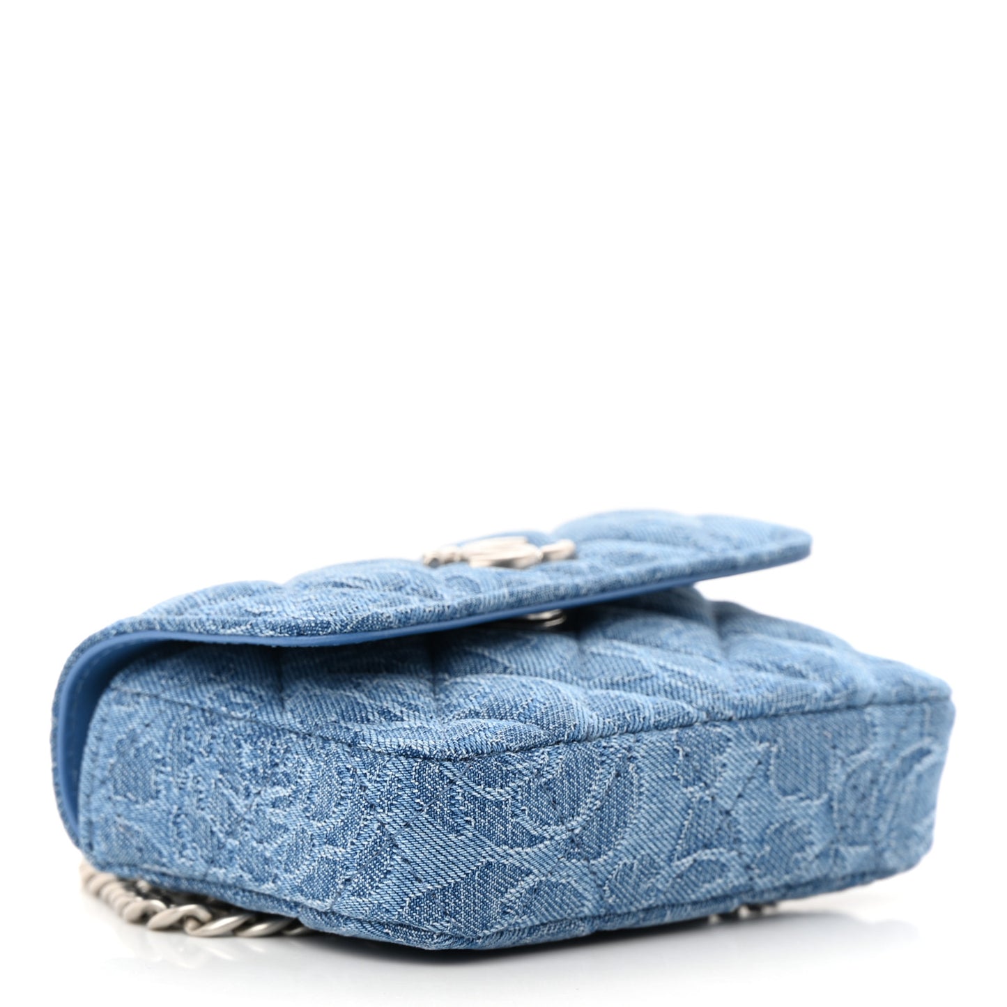Denim Quilted Camellia Sweetheart Clutch With Chain Blue