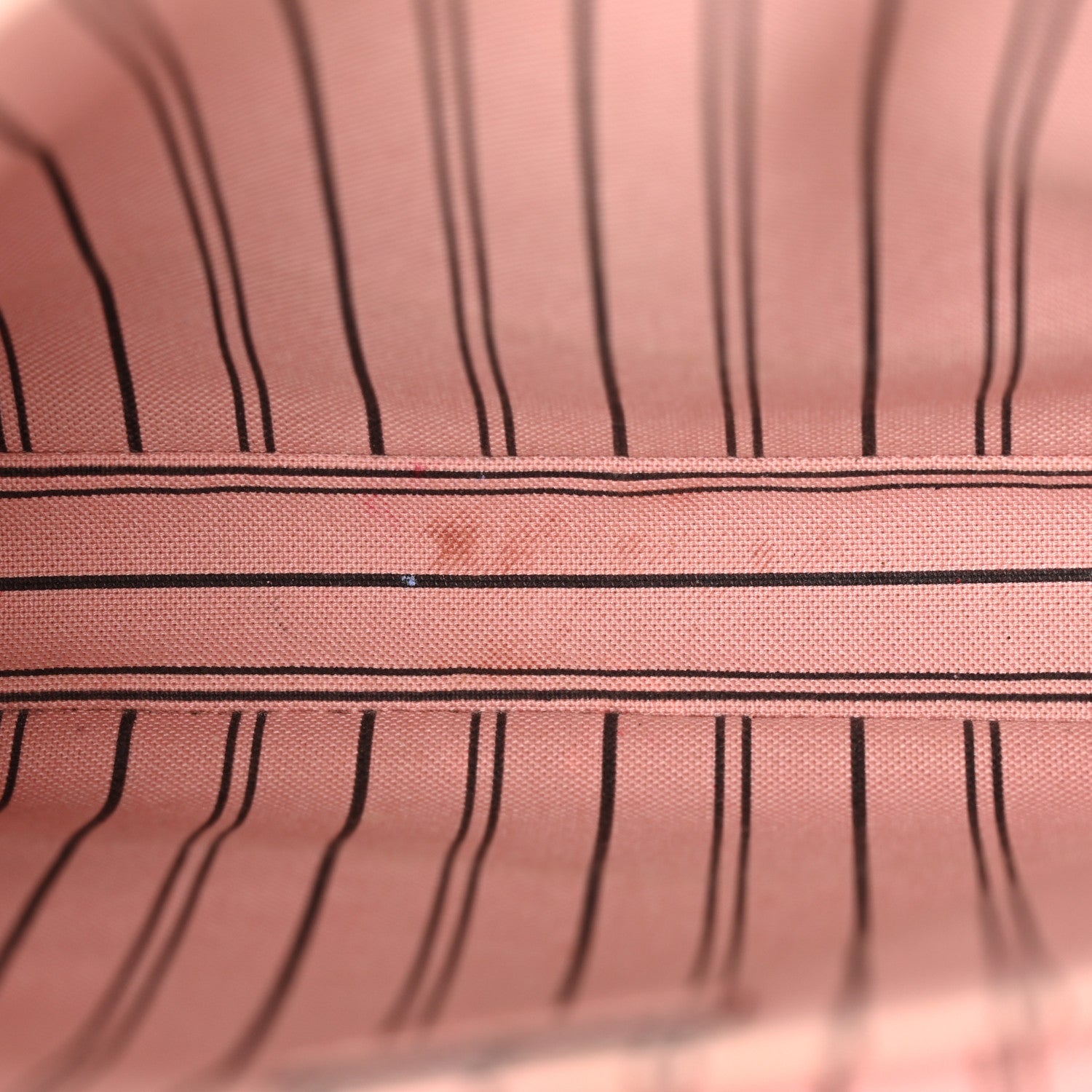 Louis Vuitton Empreinte Pochette Metis Rose Poudre 11 of 13