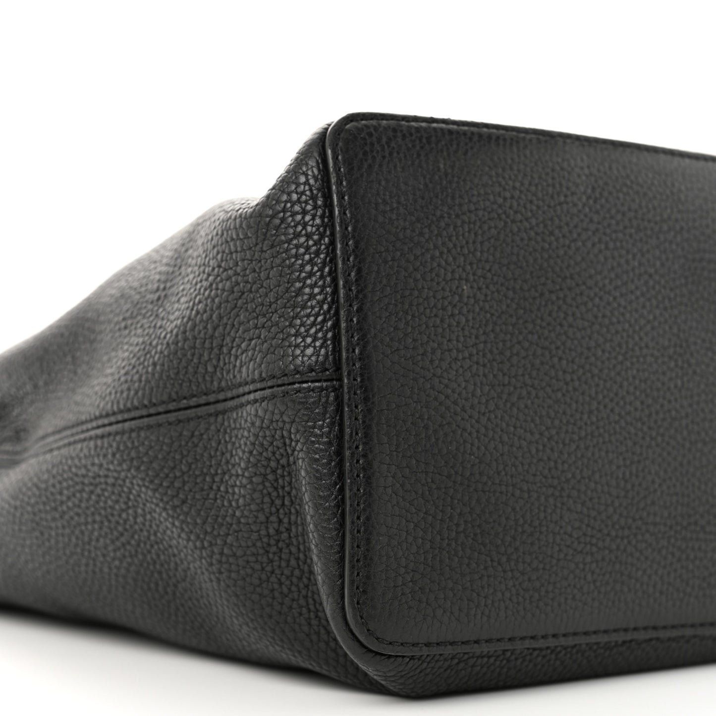Pebbled Calfskin Large Soho Hobo Black