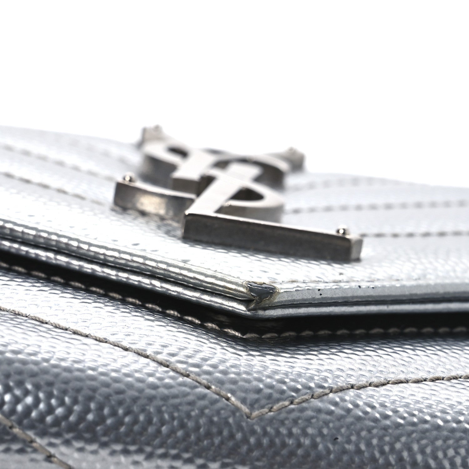 Saint Laurent Metallic Grain De Poudre Matelasse Chevron Monogram Flap Wallet Silver 14 of 16