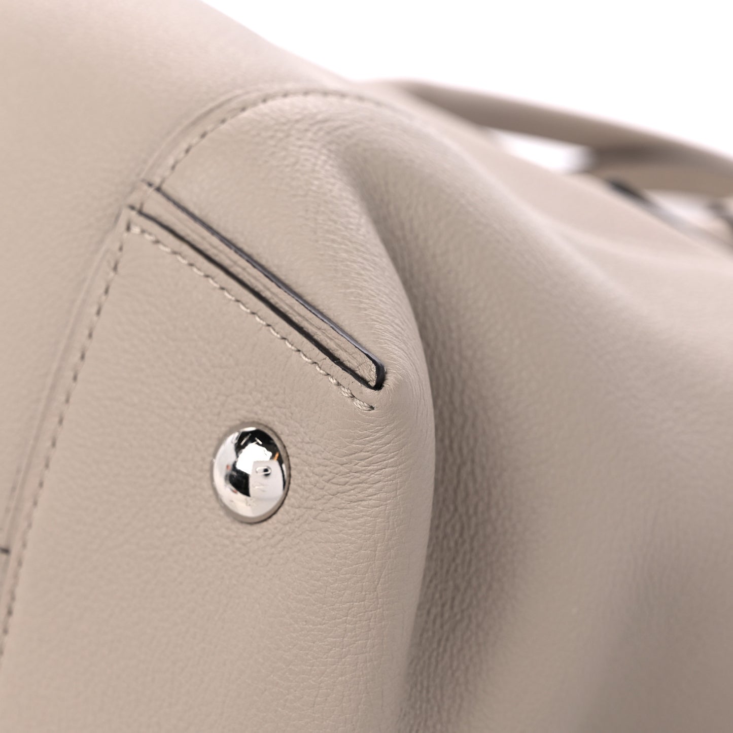 Veau Cachemire Soft Lockit PM Galet