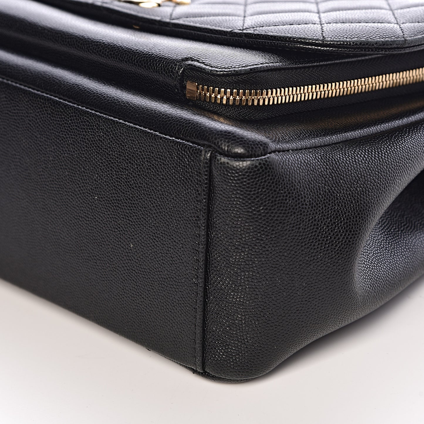 Caviar Quilted Large Business Affinity Flap Black