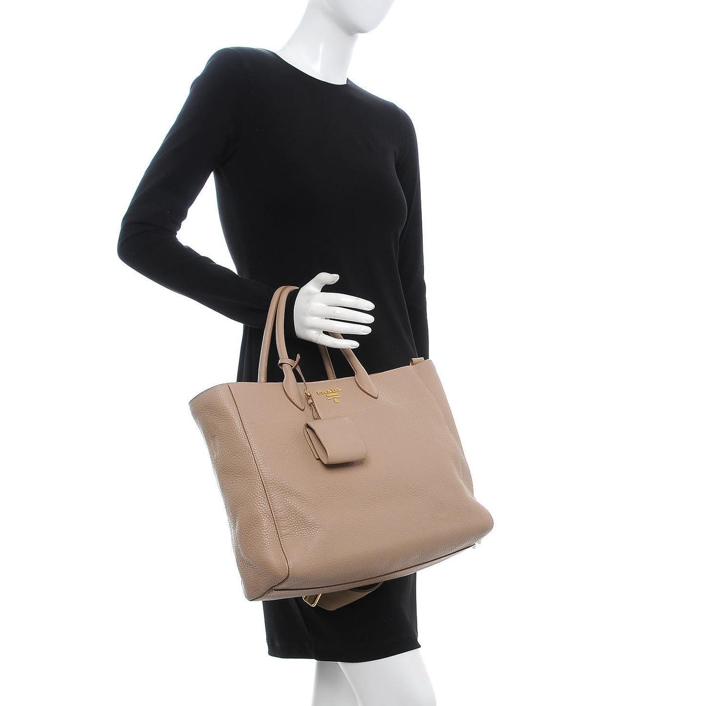 Vitello Daino Shopping Tote Cammeo