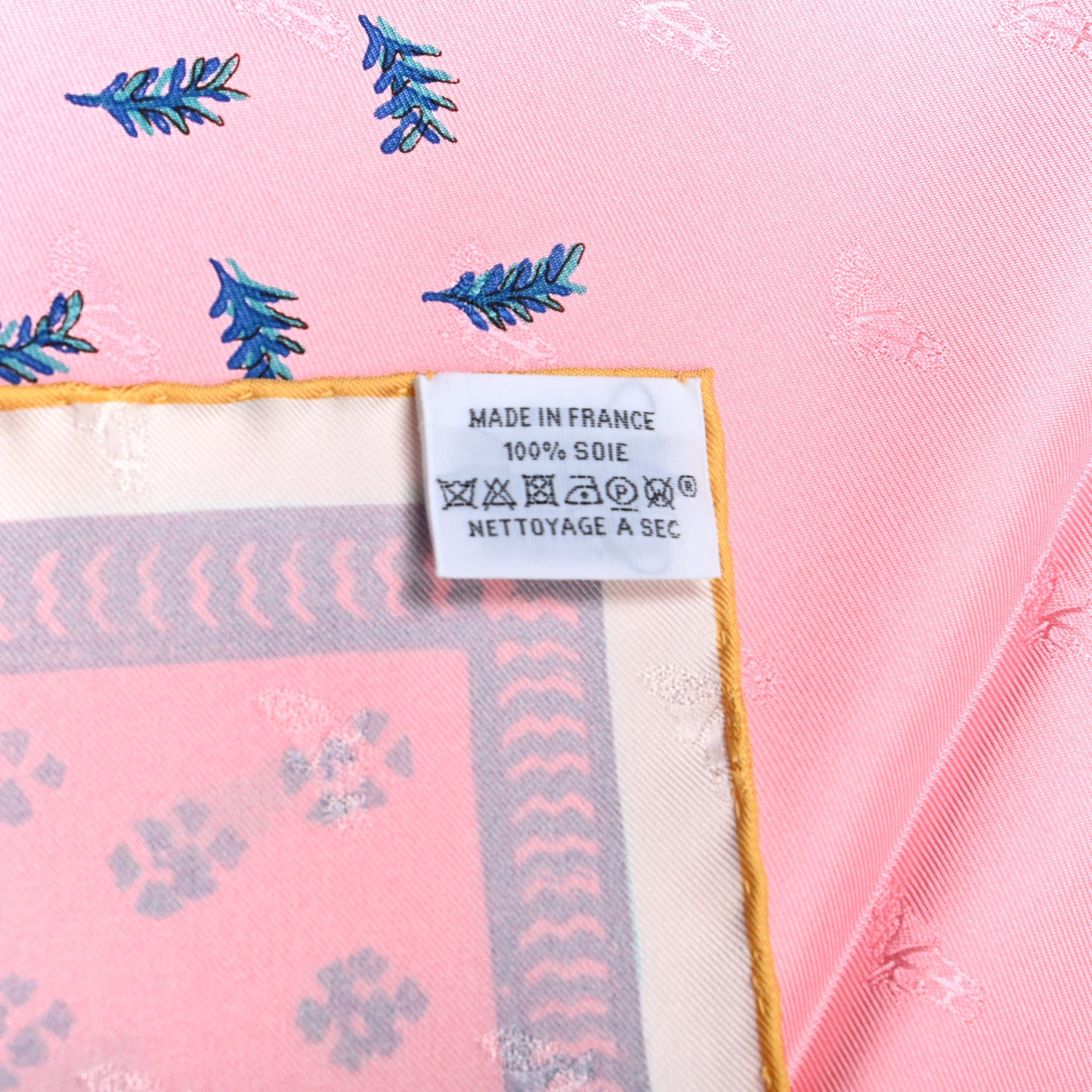 Silk Quadri Au Bloc Scarf 90