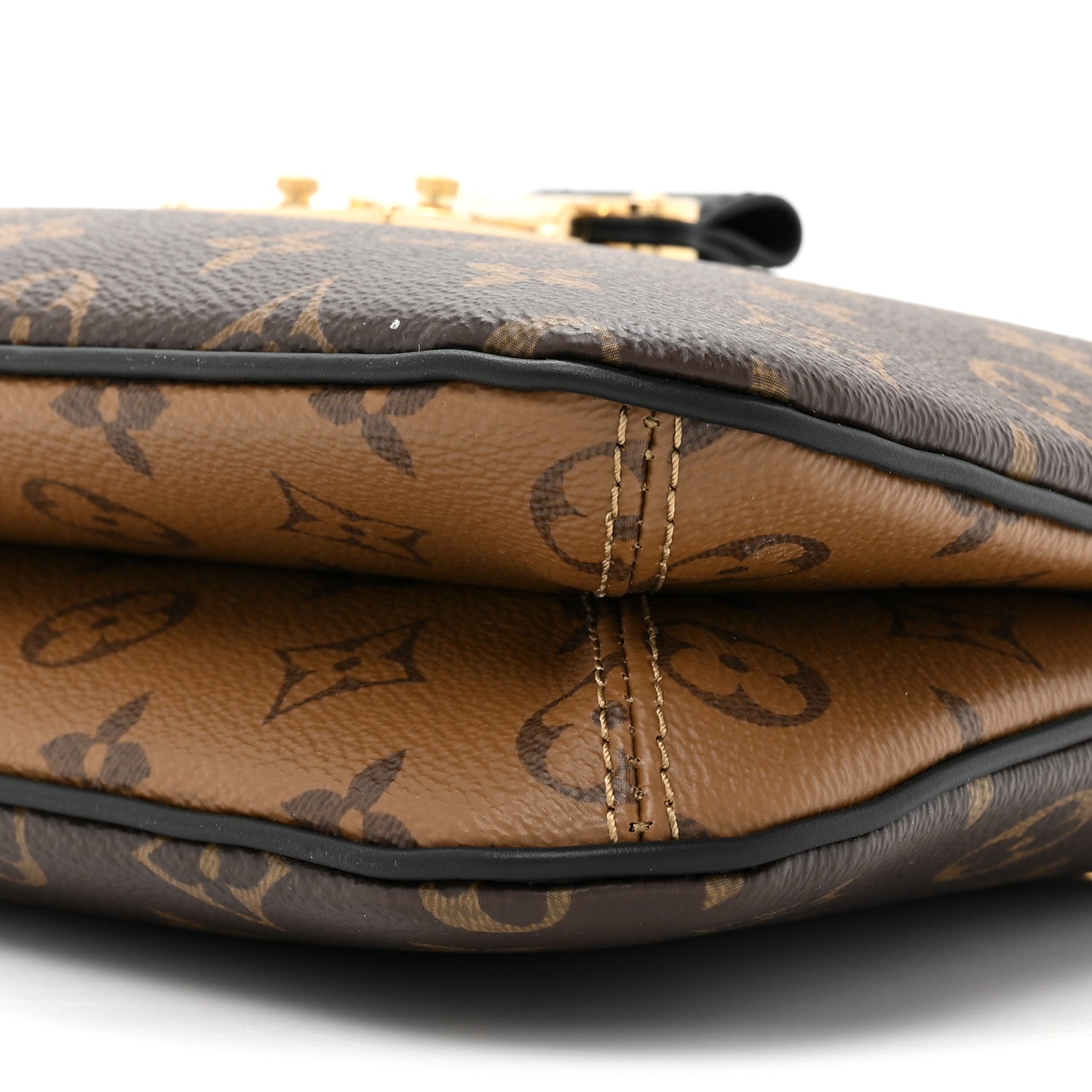 Louis Vuitton Reverse Monogram Twinny 7 of 8