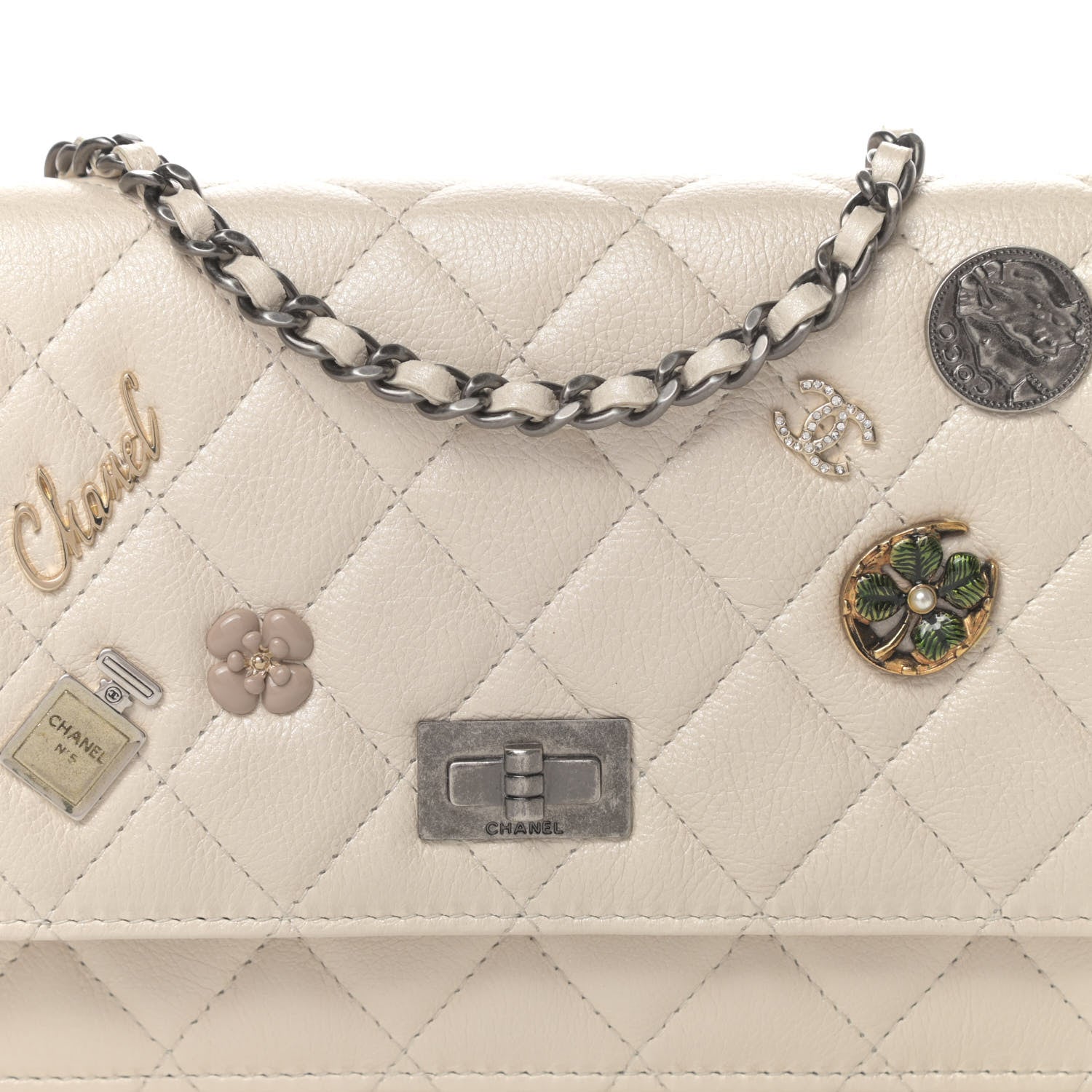 Chanel Metallic Calfskin Lucky Charms Casino 2.55 Reissue Wallet On Chain WOC Ivory 9 of 14