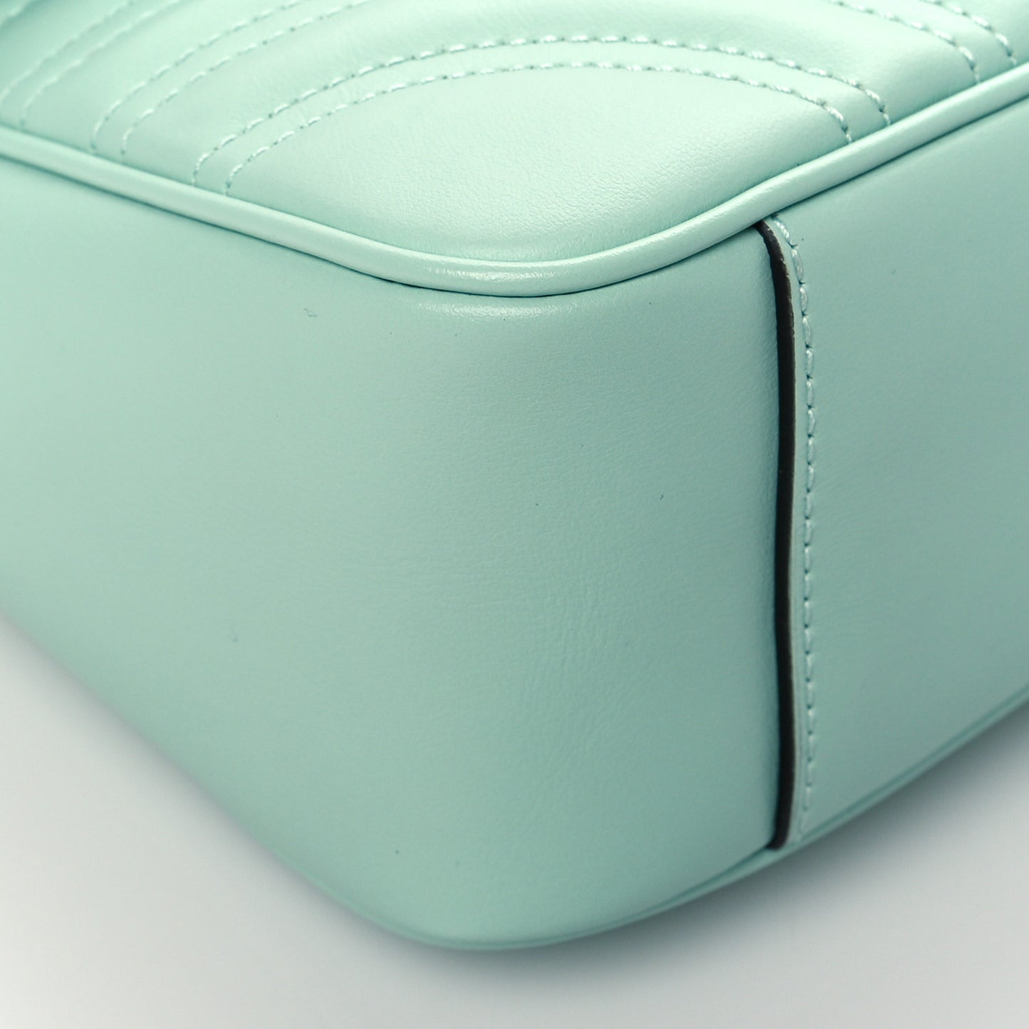 Calfskin Matelasse Small GG Marmont Shoulder Bag Water Green