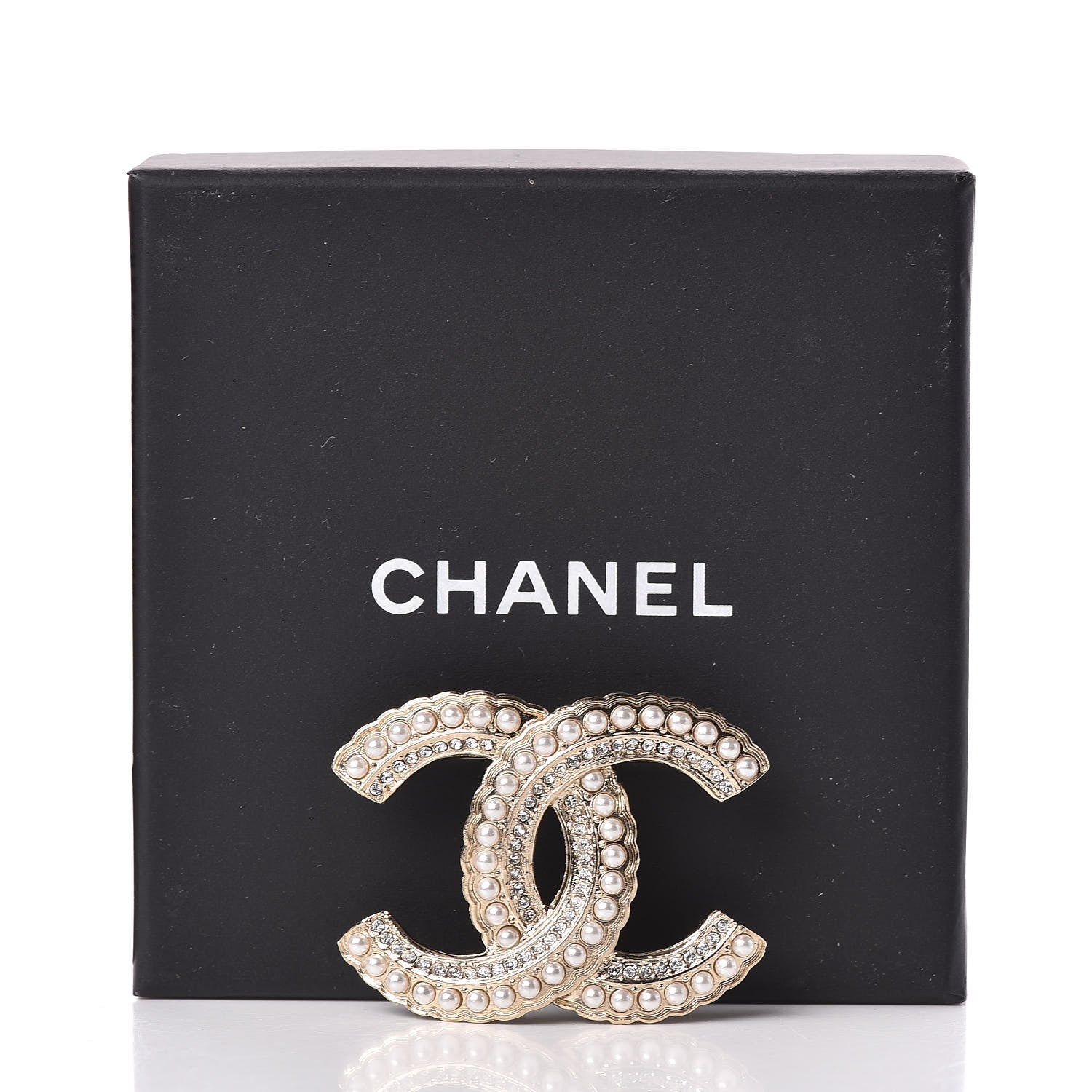 Chanel Pearl Crystal Queen of France CC Brooch Gold 5 of 5