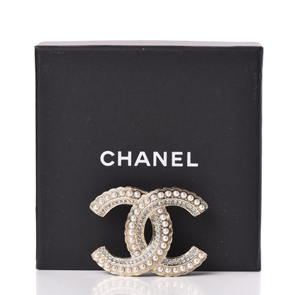 Chanel Pearl Crystal Queen of France CC Brooch Gold 5 of 5