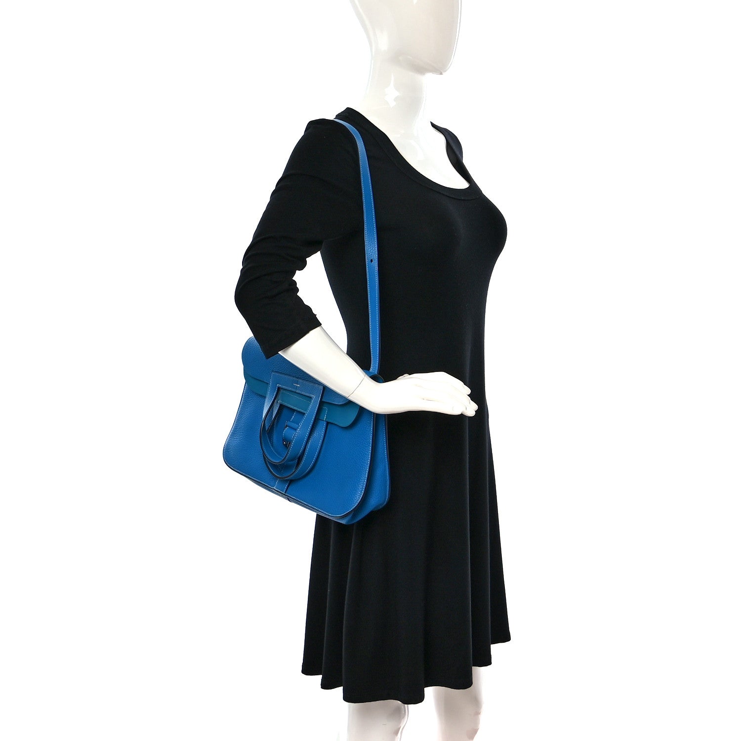 Hermes Taurillon Clemence Halzan 31 GM Bleu Zanzibar 2 of 9