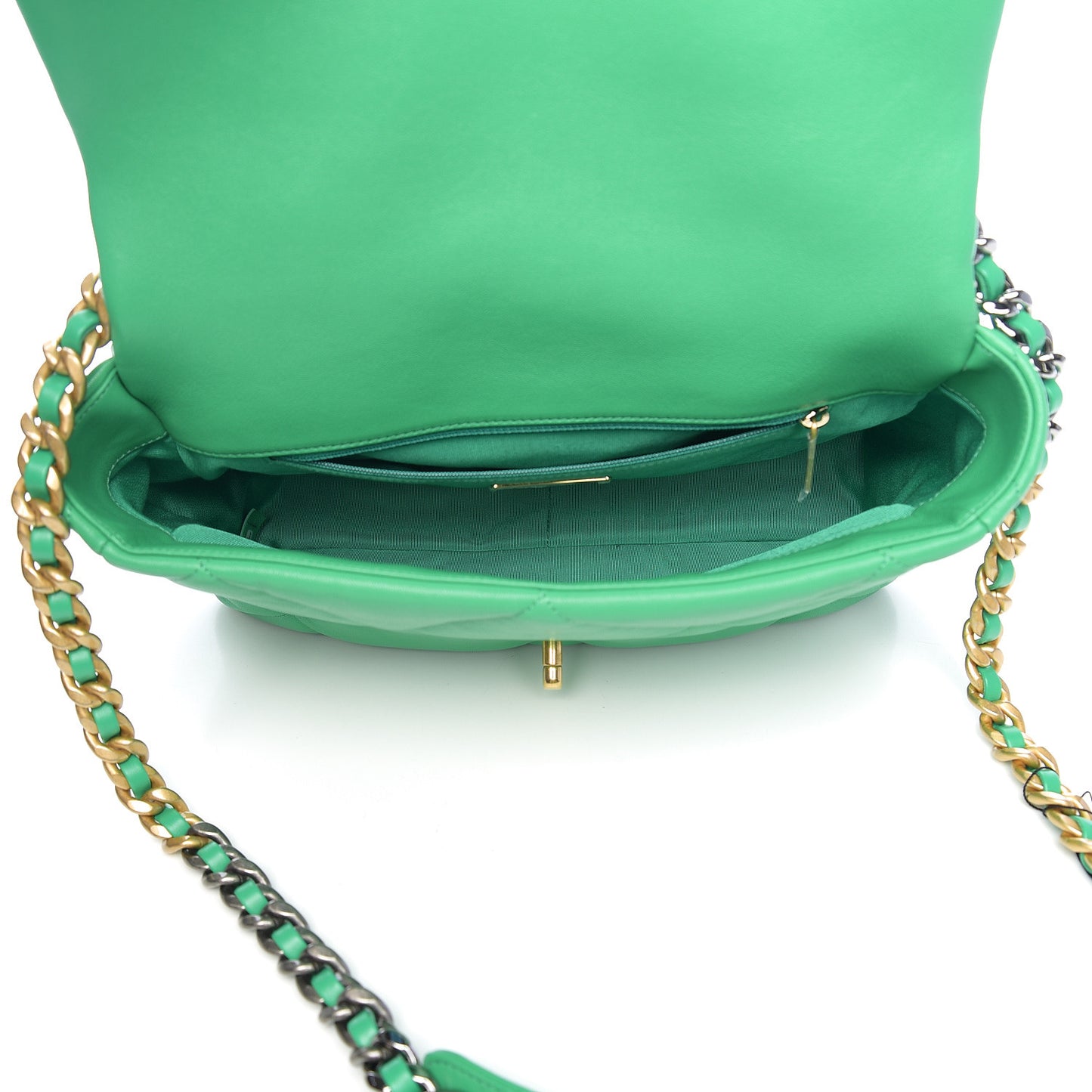 Goatskin Quilted Large 19 Flap Green