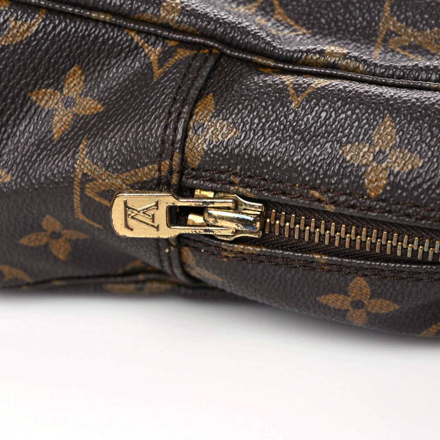 Louis Vuitton Monogram Trousse Toilette 28 9 of 13