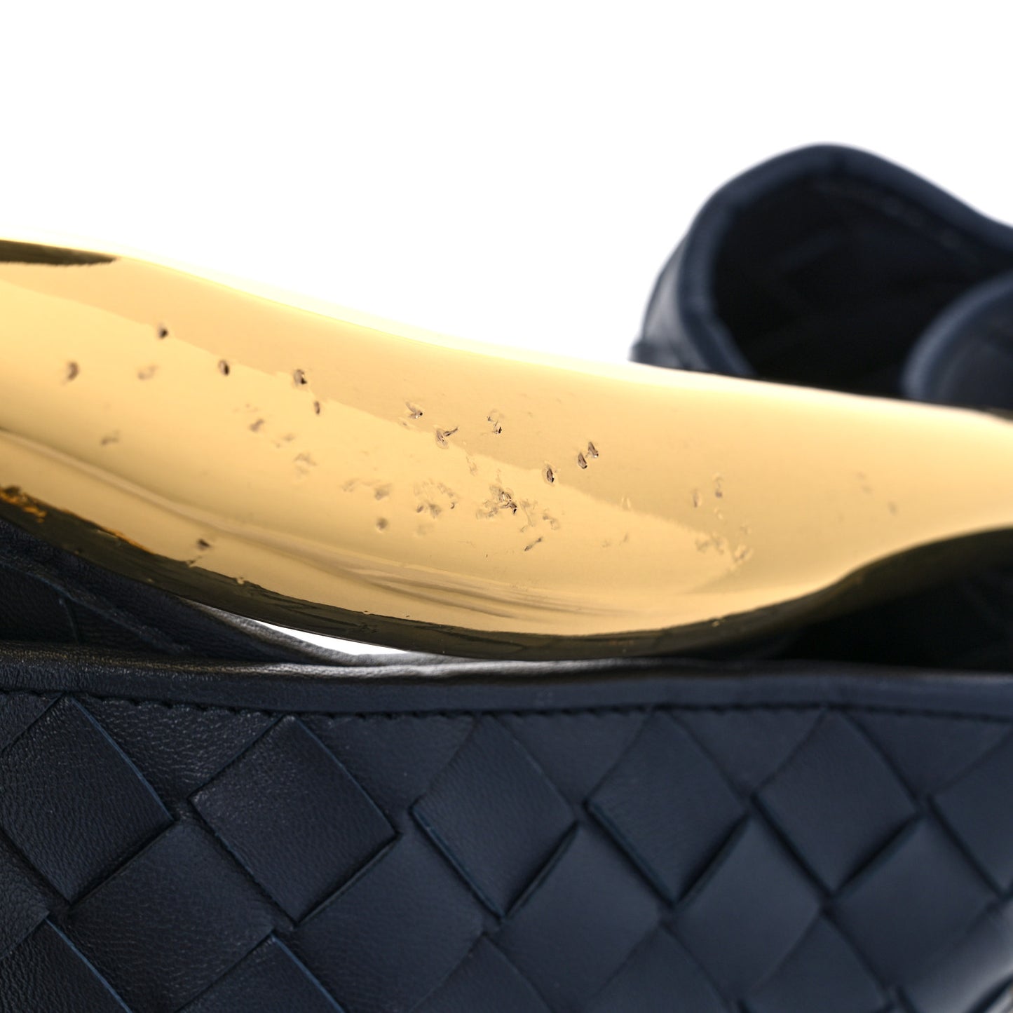 Nappa Intrecciato Sardine With Chain Bag Space