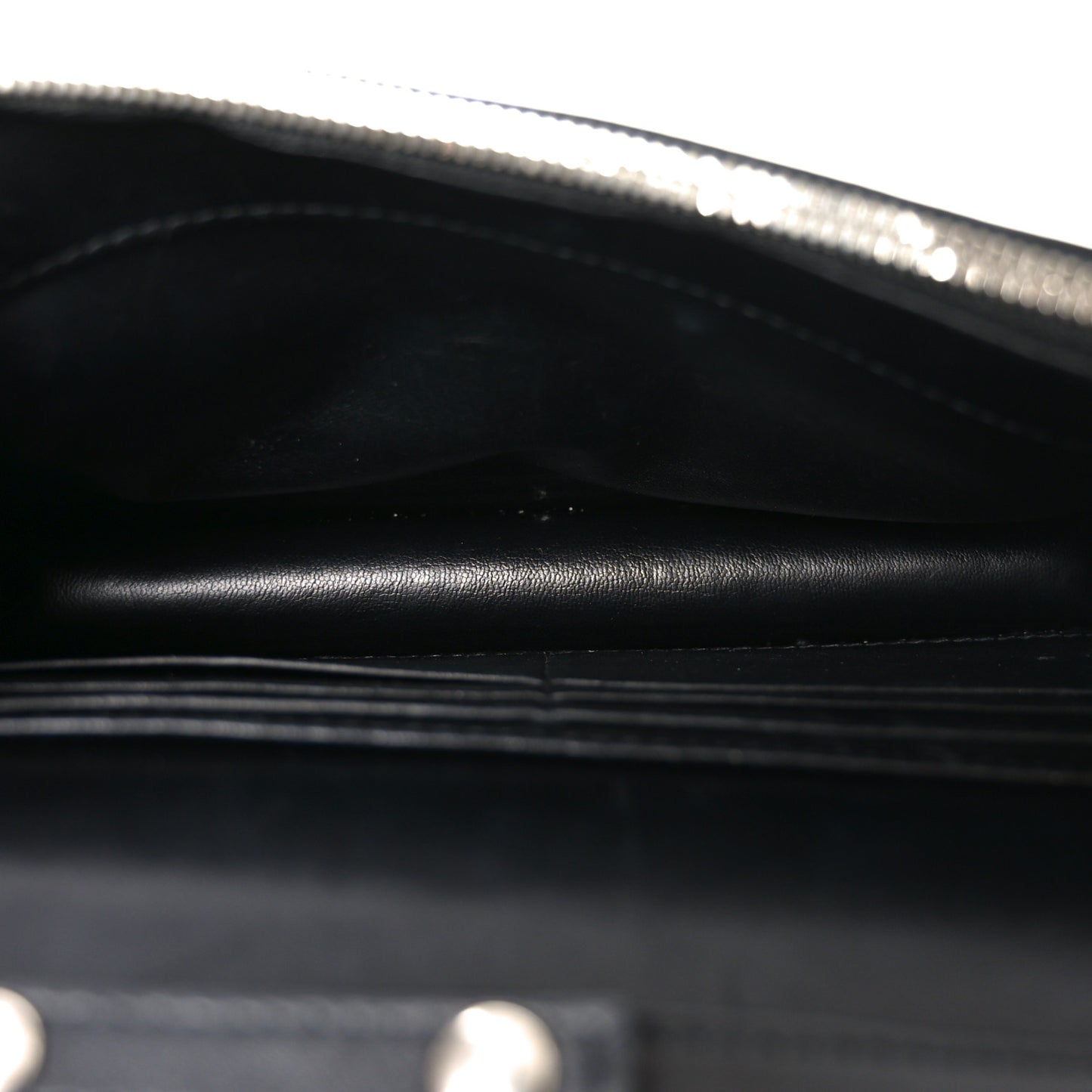 Grained Calfskin Graffiti BB Wallet On Chain Black