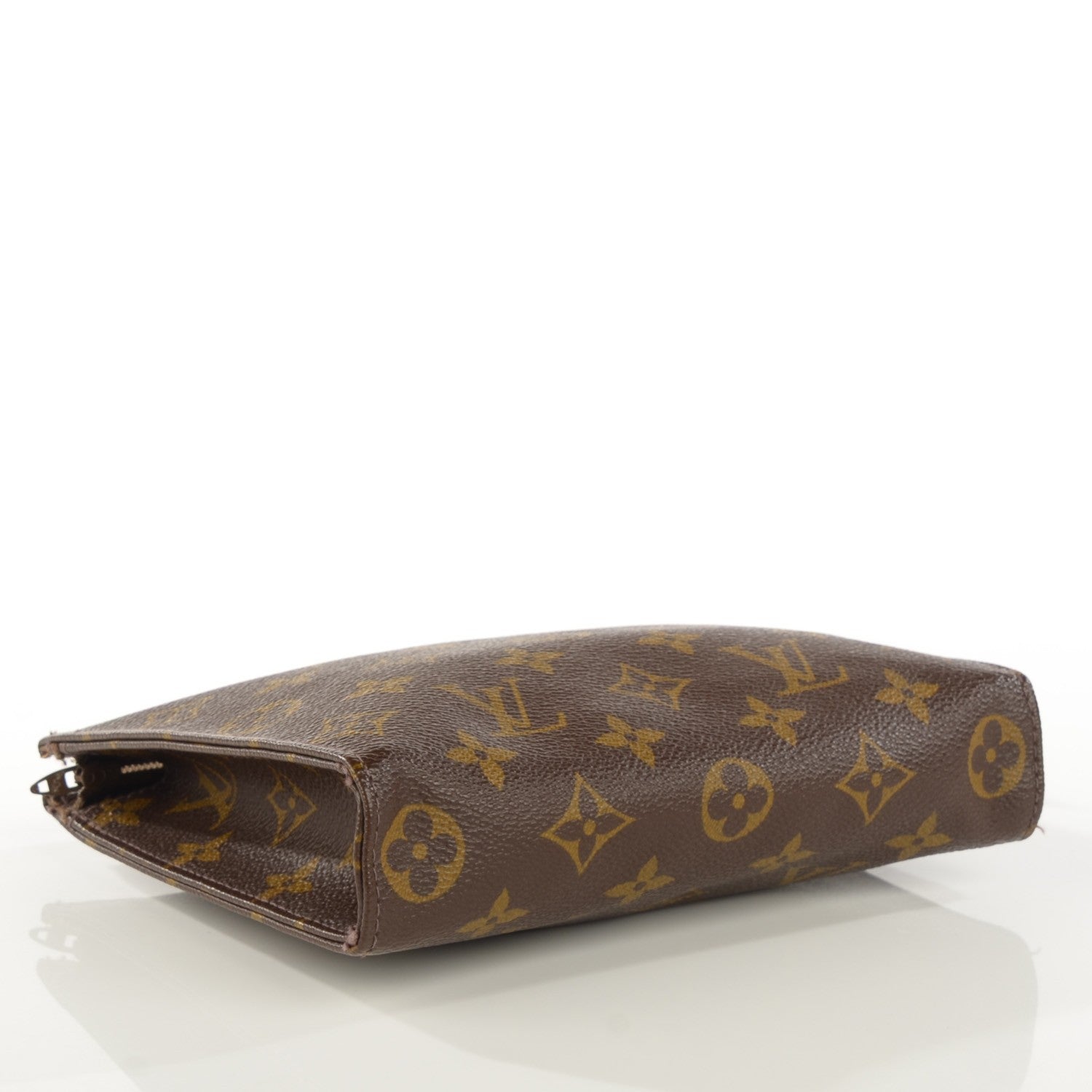 Louis Vuitton Monogram Toiletry Pouch 19 4 of 7