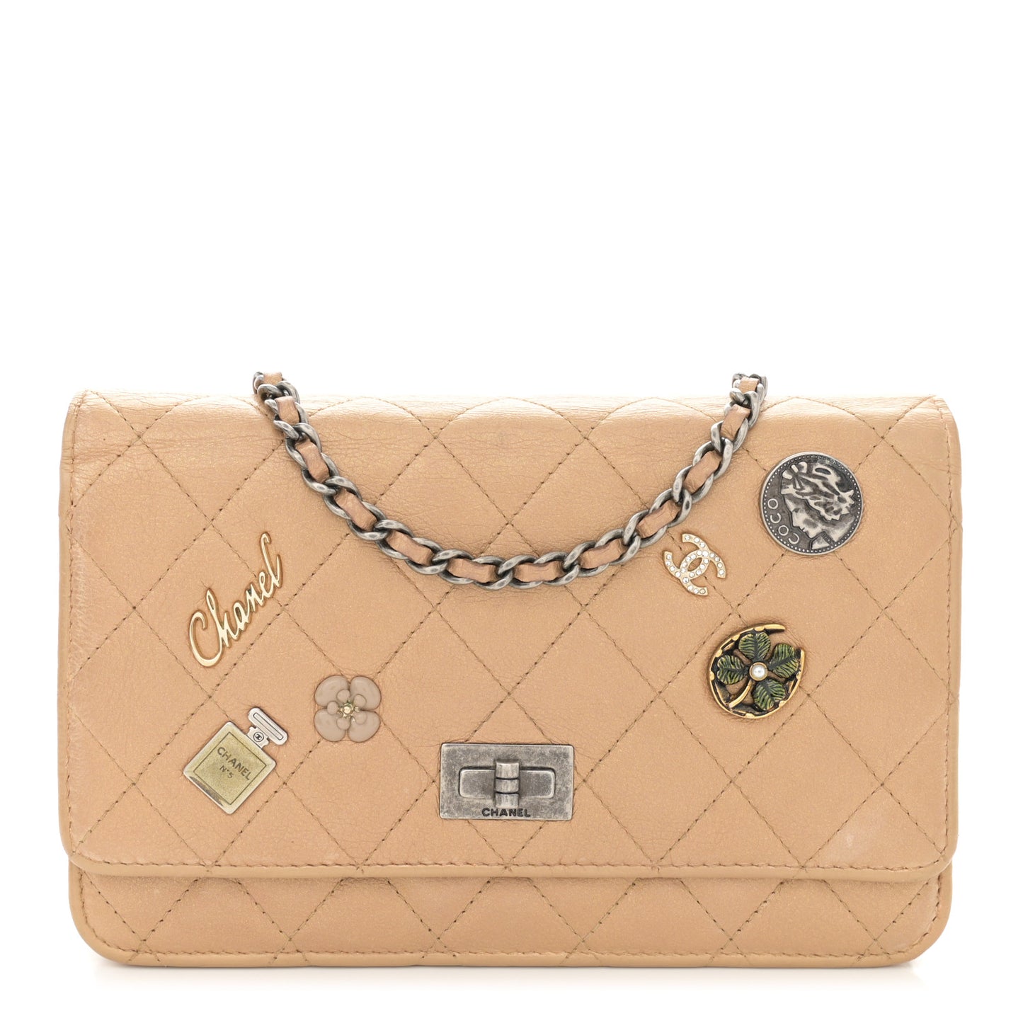 Metallic Calfskin Lucky Charms Casino 2.55 Reissue Wallet On Chain WOC Beige
