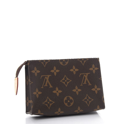 Louis Vuitton Monogram Toiletry Pouch 15 3 of 9