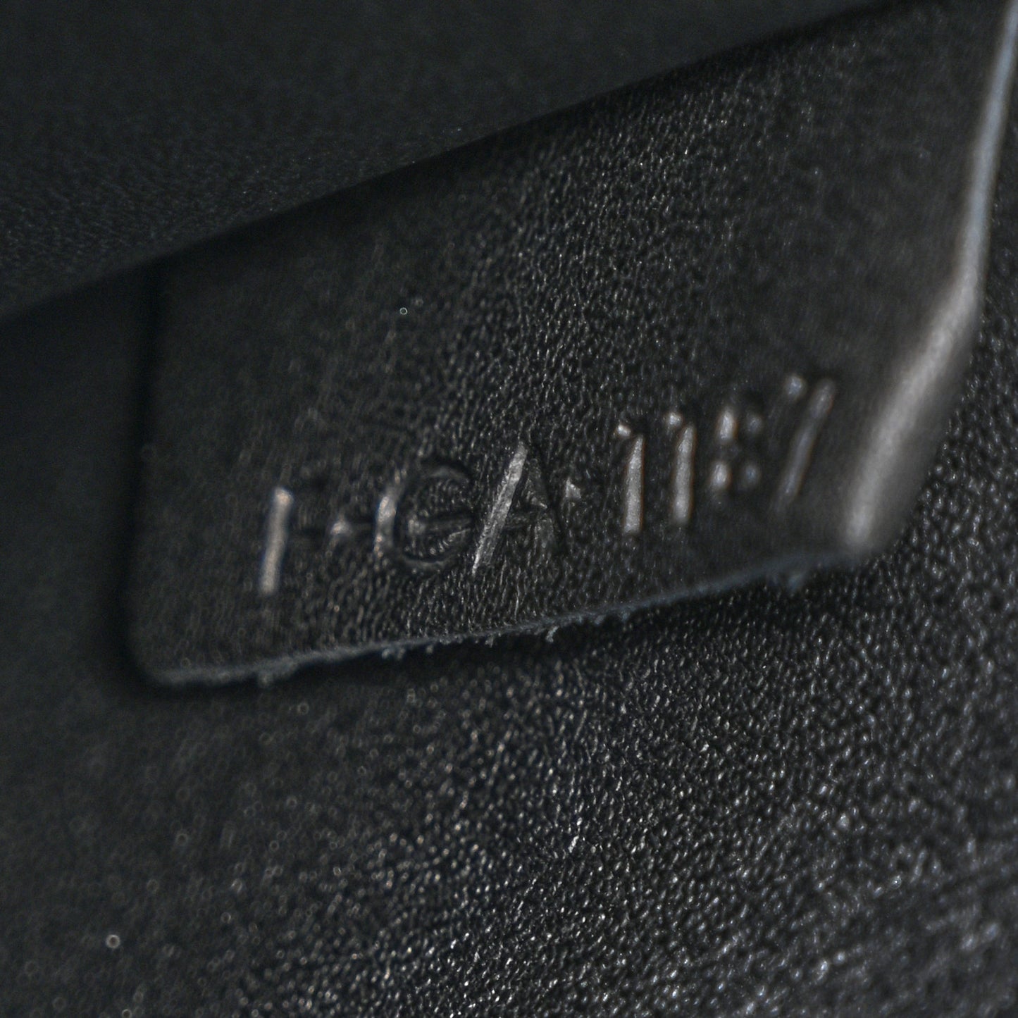 Smooth Calfskin Tri-Fold Clutch on Chain Black