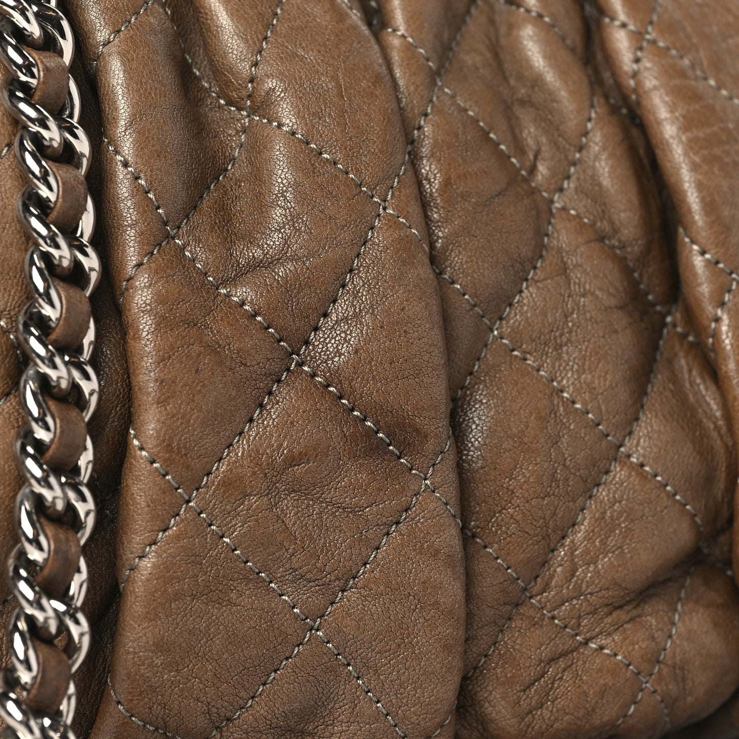 Crumpled Lambskin Quilted Medium Chain Around Flap Light Khaki