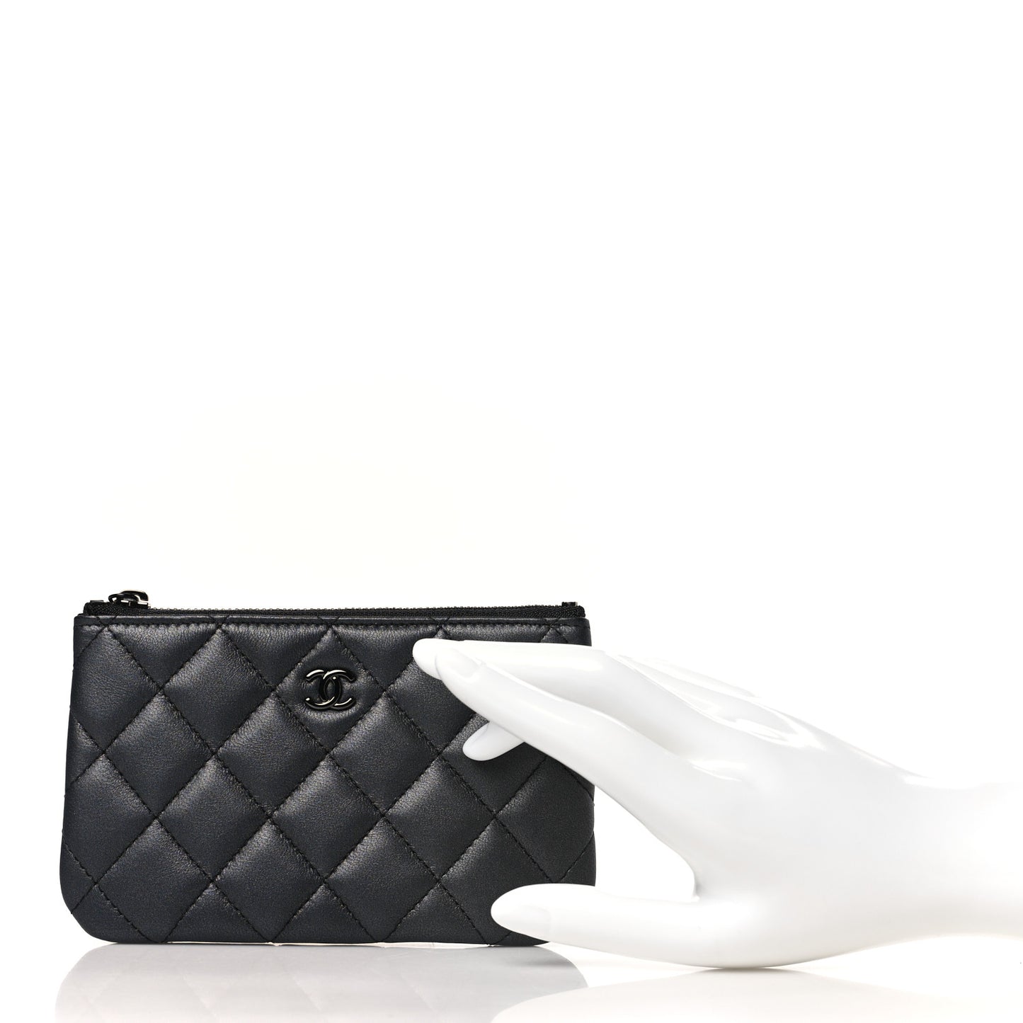 Pearly Lambskin Quilted Small Cosmetic Case So Black