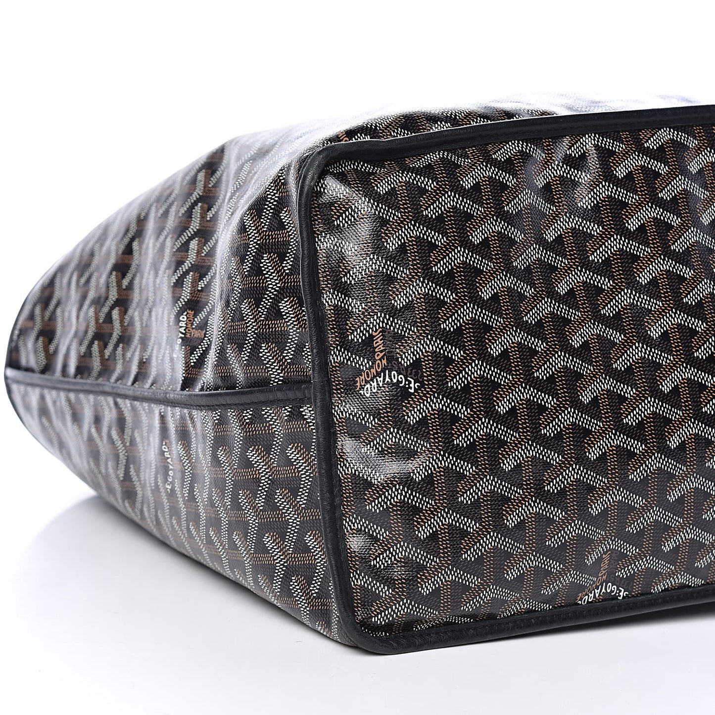 Goyardine Reversible Anjou GM Black