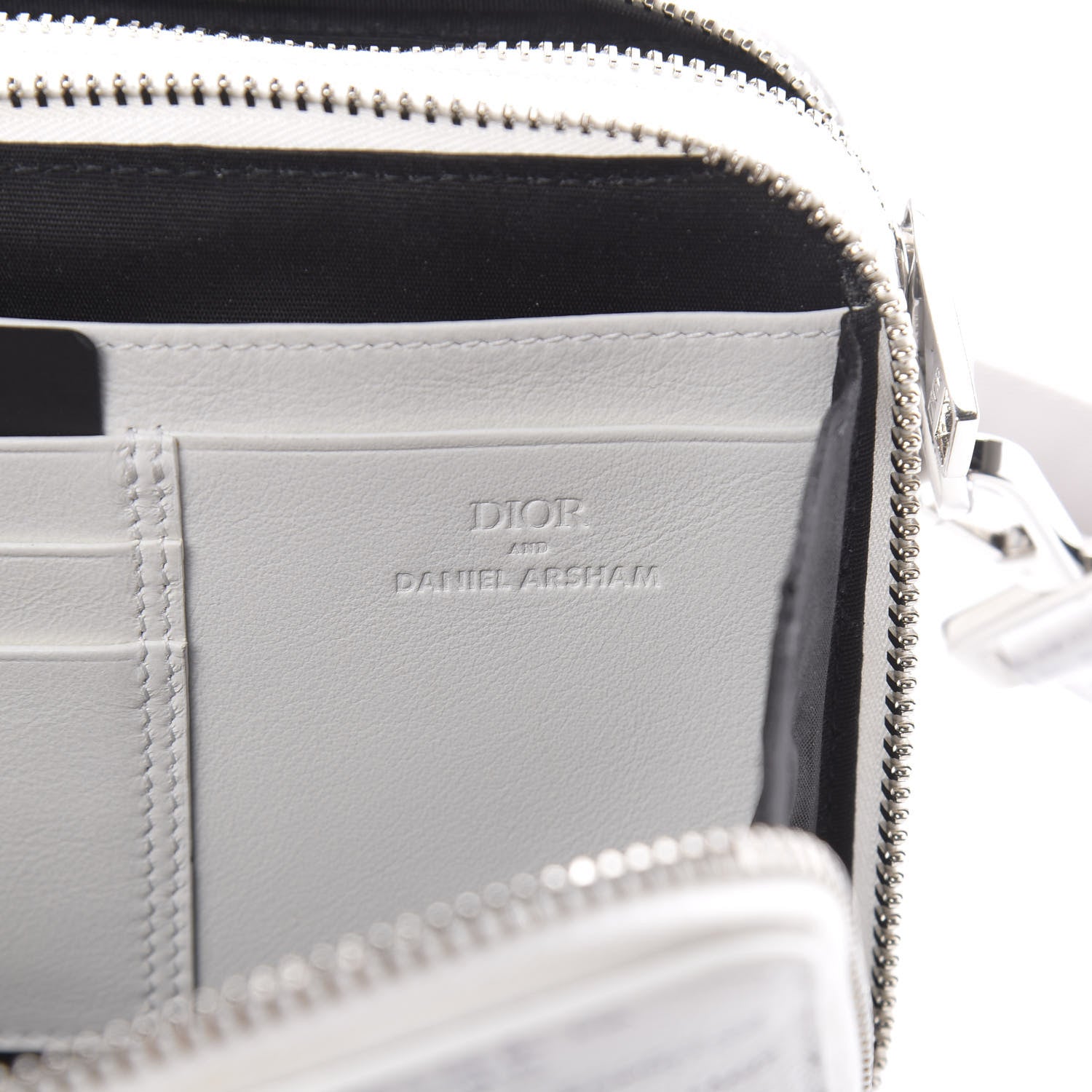 Christian Dior X DANIEL ARSHAM Grained Calfskin Newspaper Messenger White 6 of 14