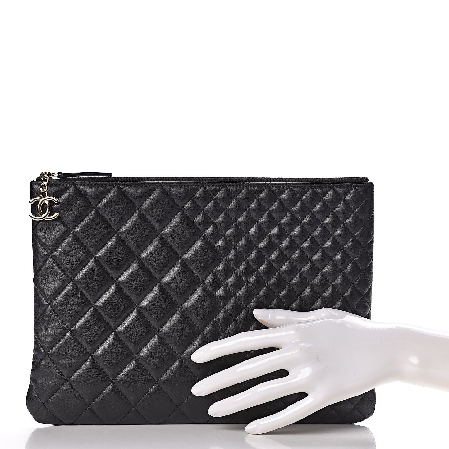 Lambskin Bi Quilted Medium Cosmetic Case Black