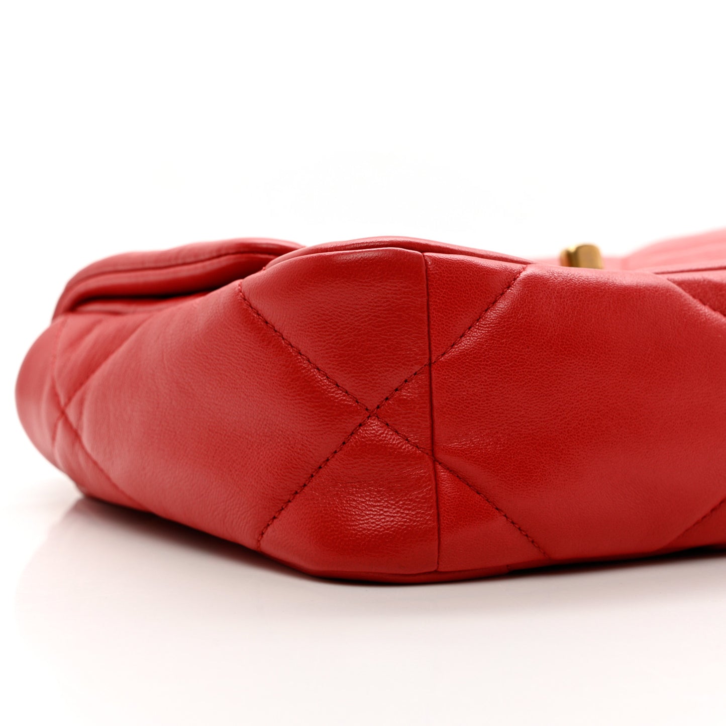 Lambskin Quilted Medium Chanel 19 Flap Red