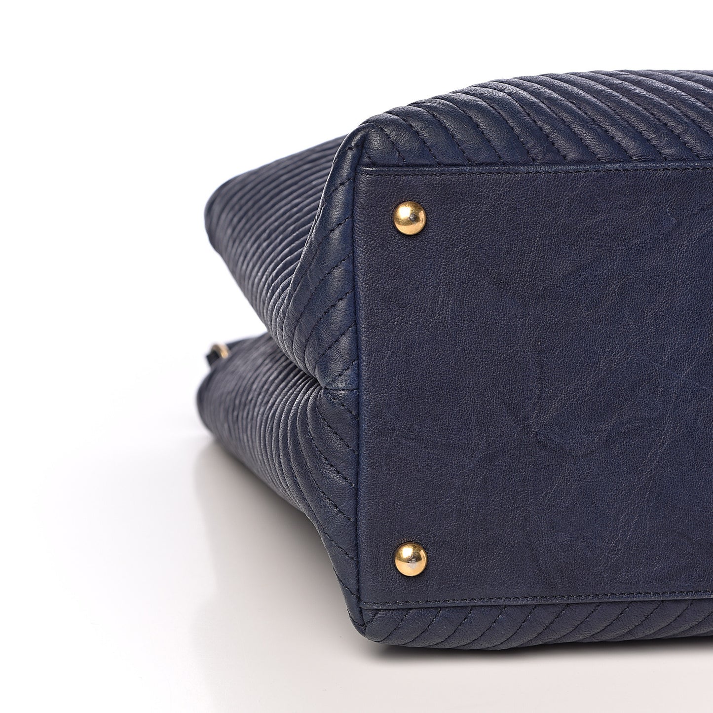 Wrinkled Lambskin Chevron Quilted Large Surpique Tote Navy Blue