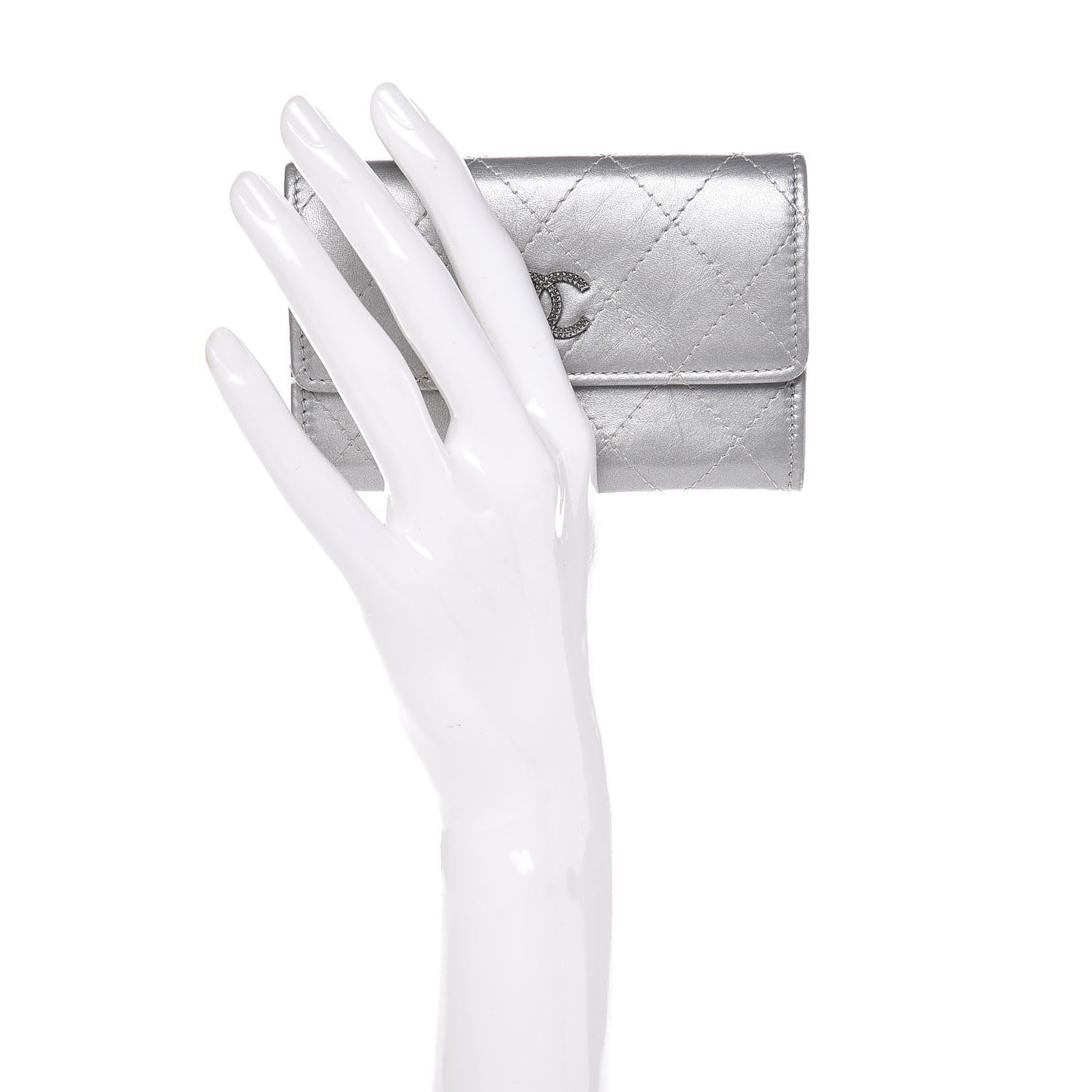 Metallic Calfskin Quilted Palette Card Holder Silver