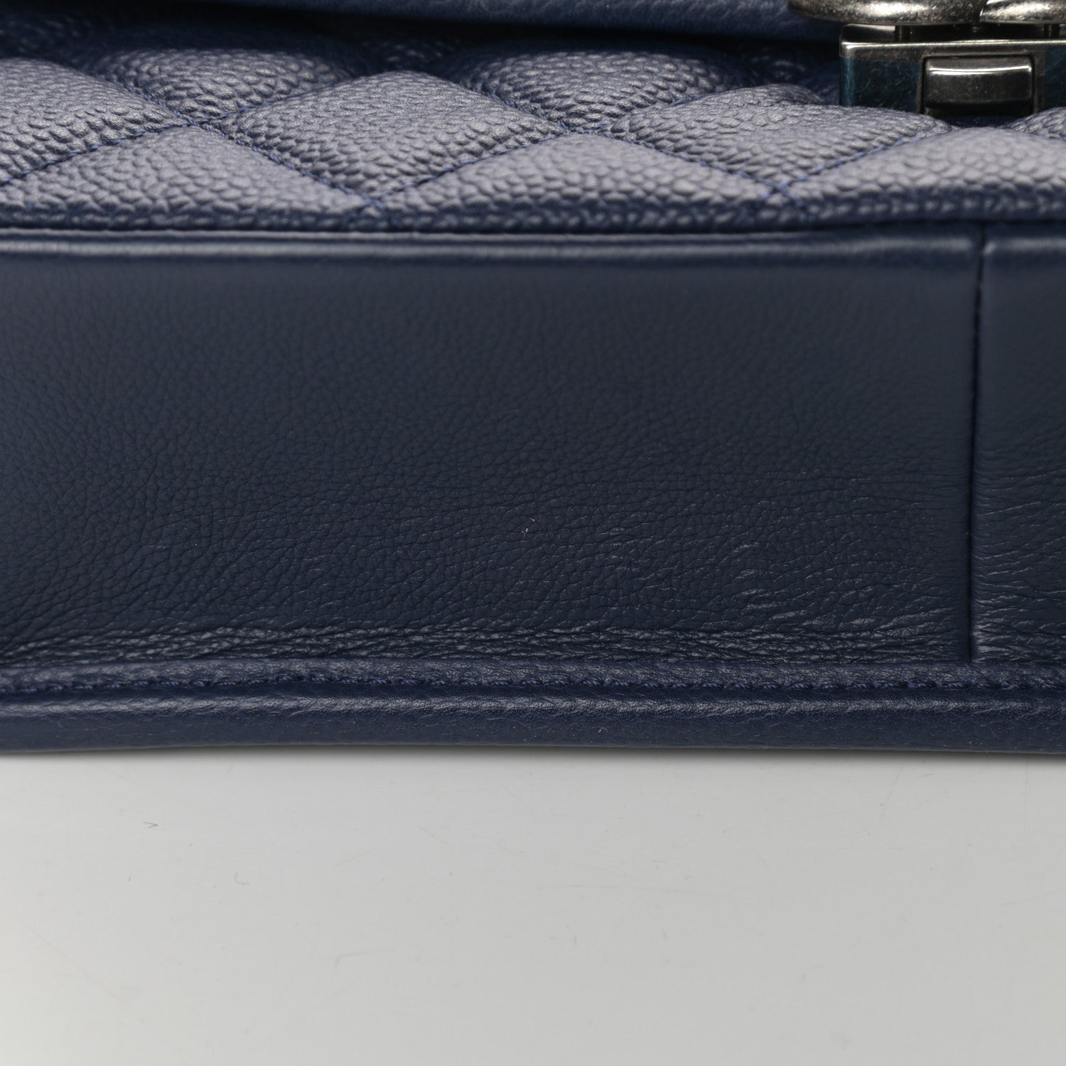 Chanel Caviar Iridescent Calfskin Quilted Medium Daily Carry Messenger Navy 11 of 13