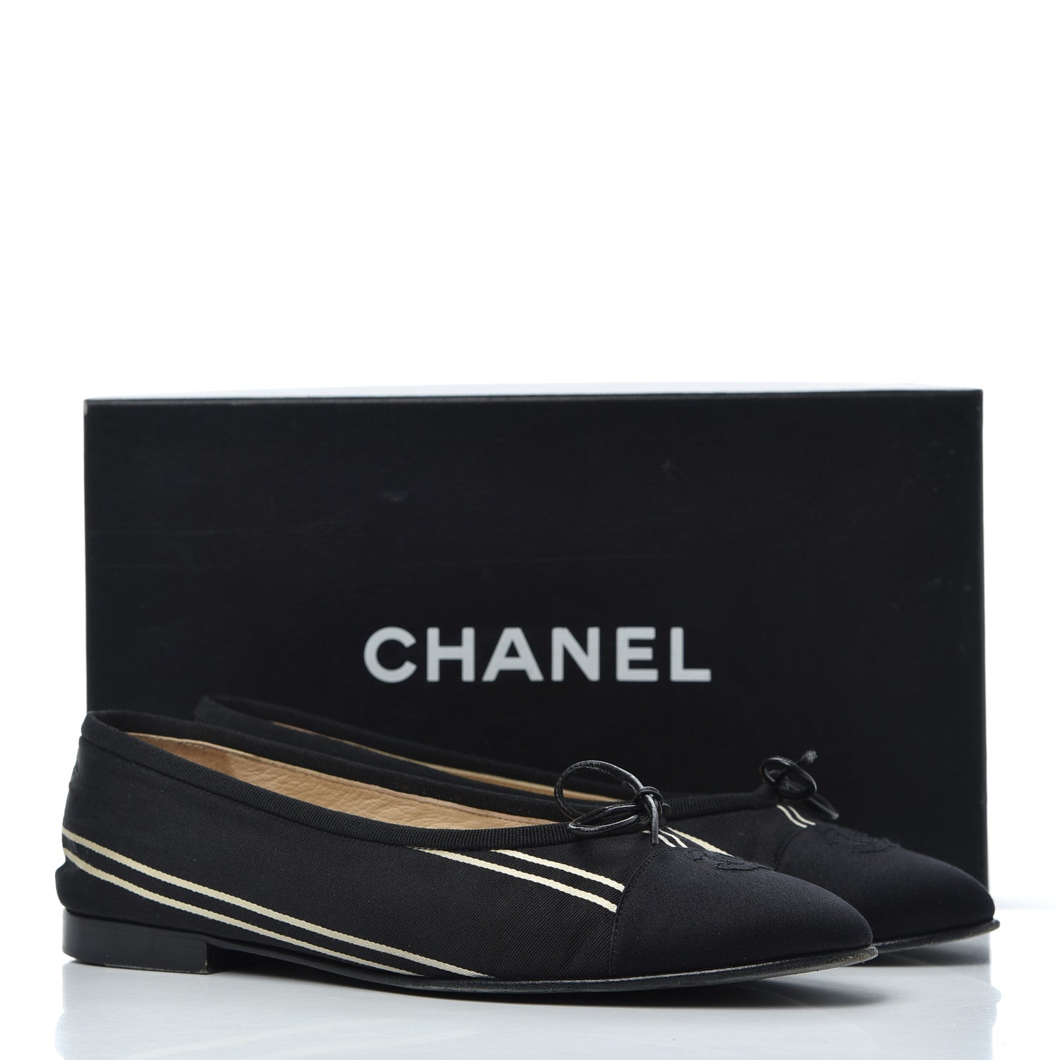 Chanel Fabric Grosgrain Cap Toe Ballerina Flats 39.5 Black 19 of 19