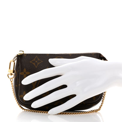 Louis Vuitton Monogram Mini Pochette Accessories 2 of 7