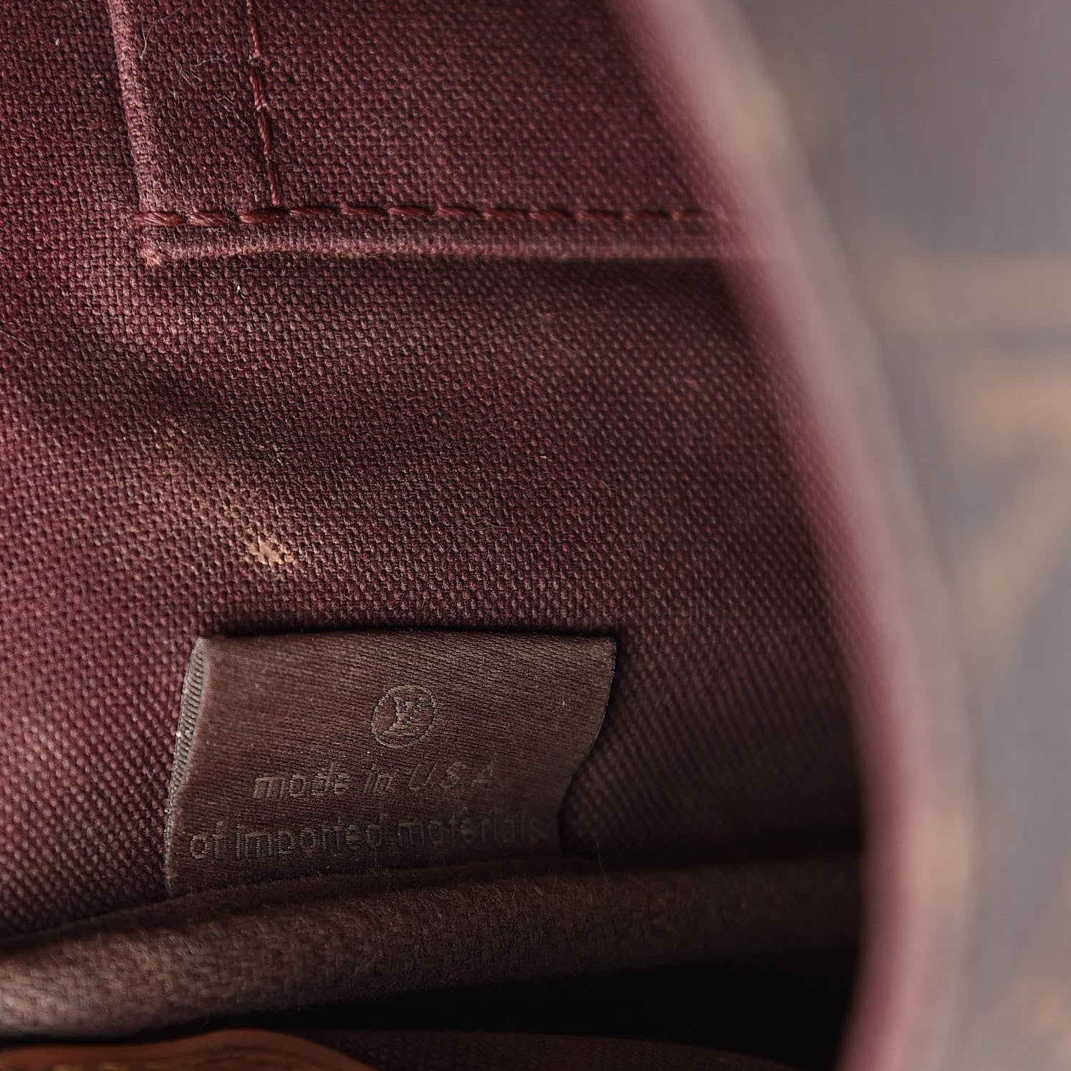 Louis Vuitton Monogram Favorite MM 7 of 17