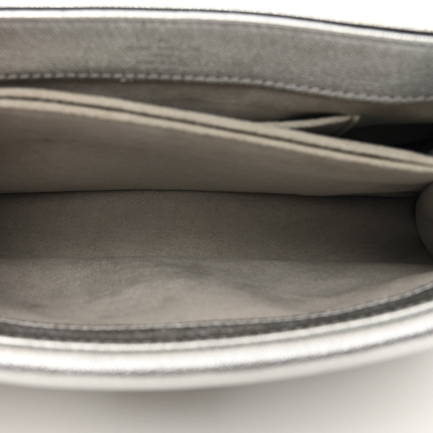 Louis Vuitton Cuir Plume Ecume Very Chain Bag Argent 7 of 10