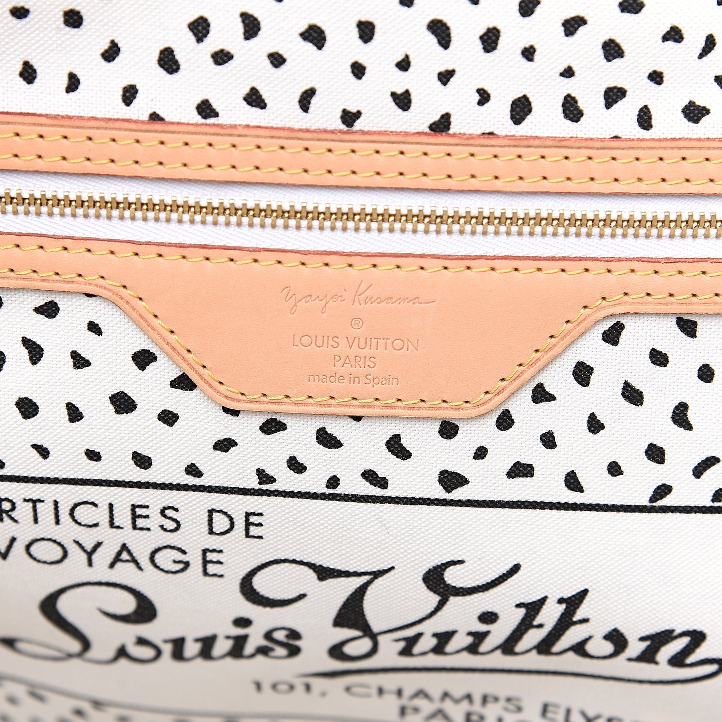 Monogram Kusama Waves Neverfull MM White
