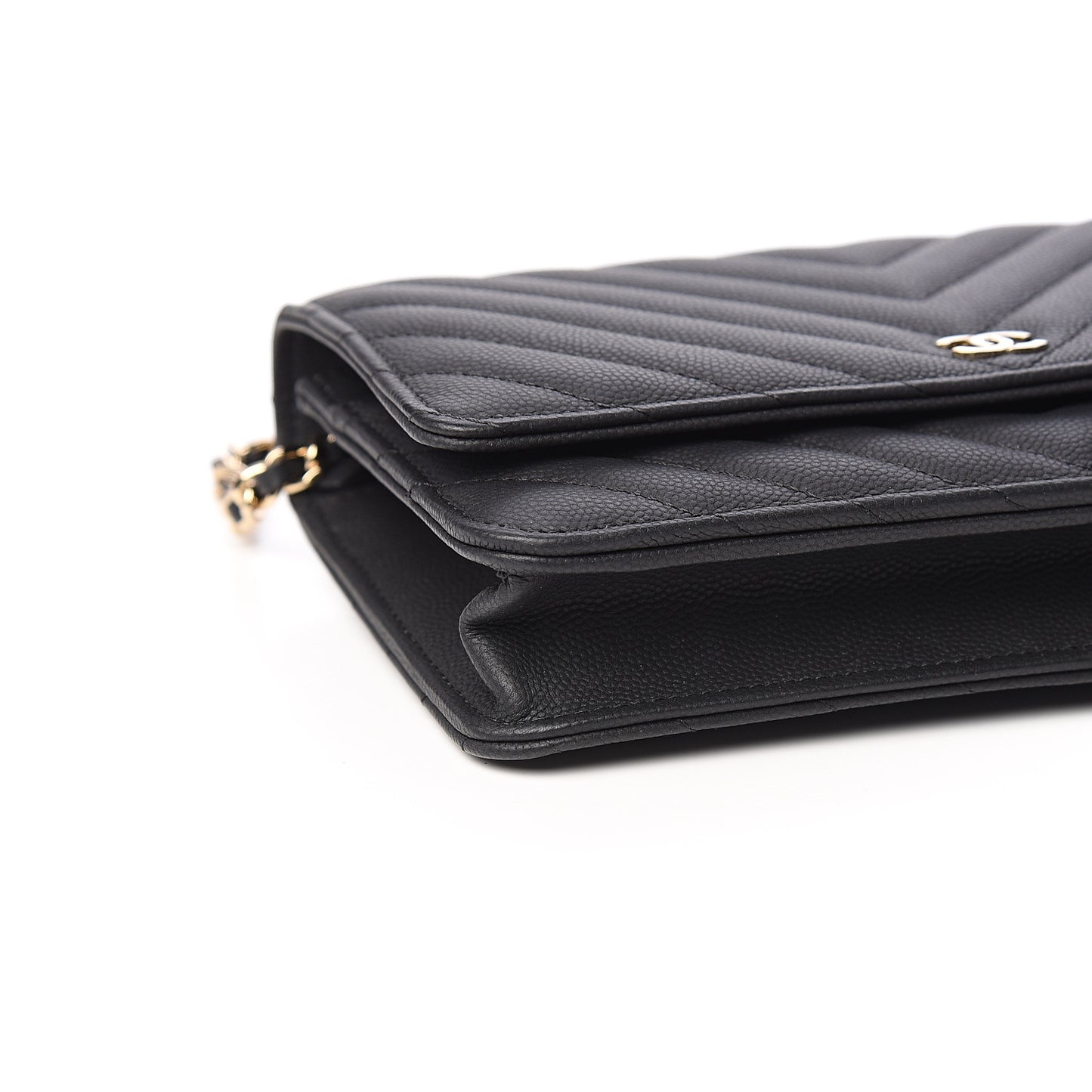 Caviar Chevron Quilted Wallet On Chain WOC Black