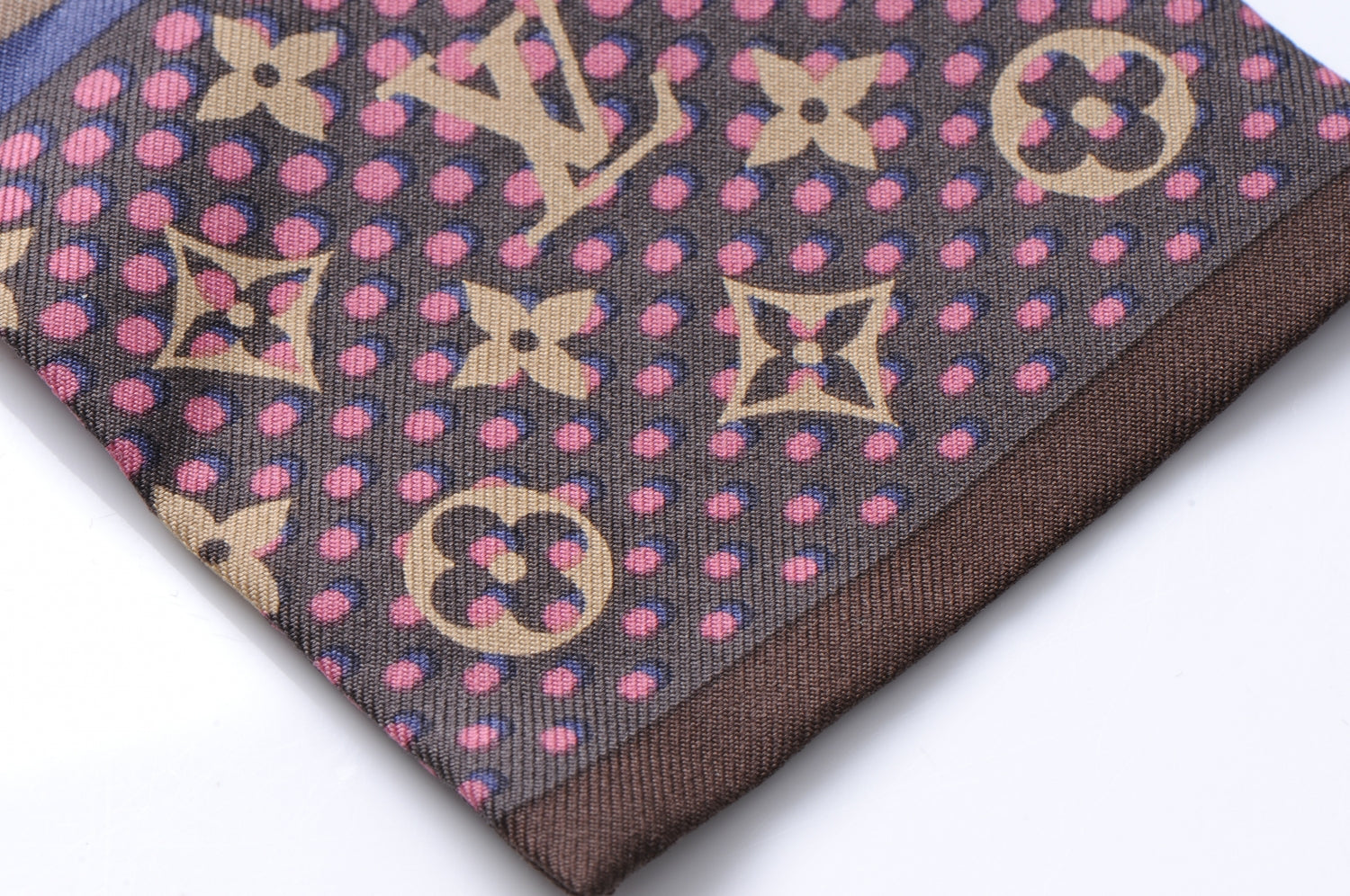 Louis Vuitton Silk Monogram Wallpaper Bandeau 4 of 4