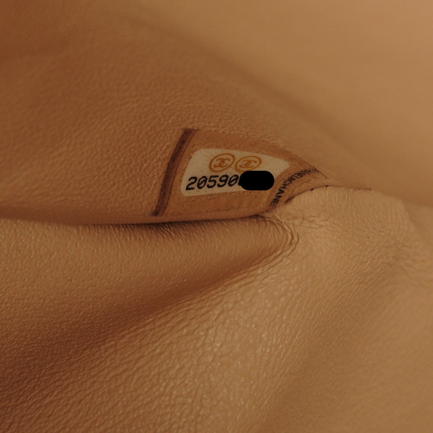 Distressed Patent Quilted 2.55 Reissue 226 Flap Beige