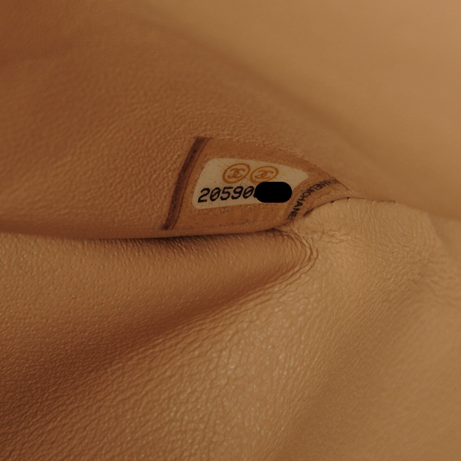 Chanel Distressed Patent Quilted 2.55 Reissue 226 Flap Beige 8 of 8