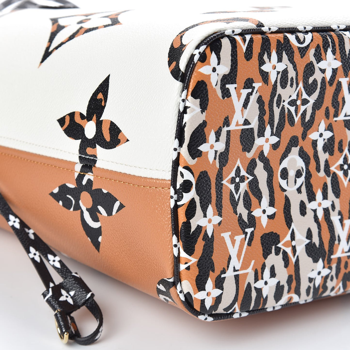 Monogram Giant Jungle Neverfull MM Ivory
