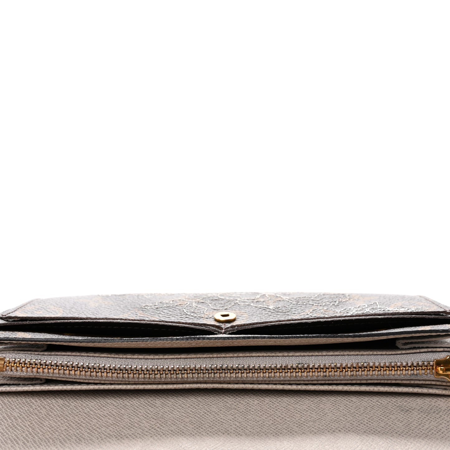 Monogram Dentelle Sarah Wallet Silver